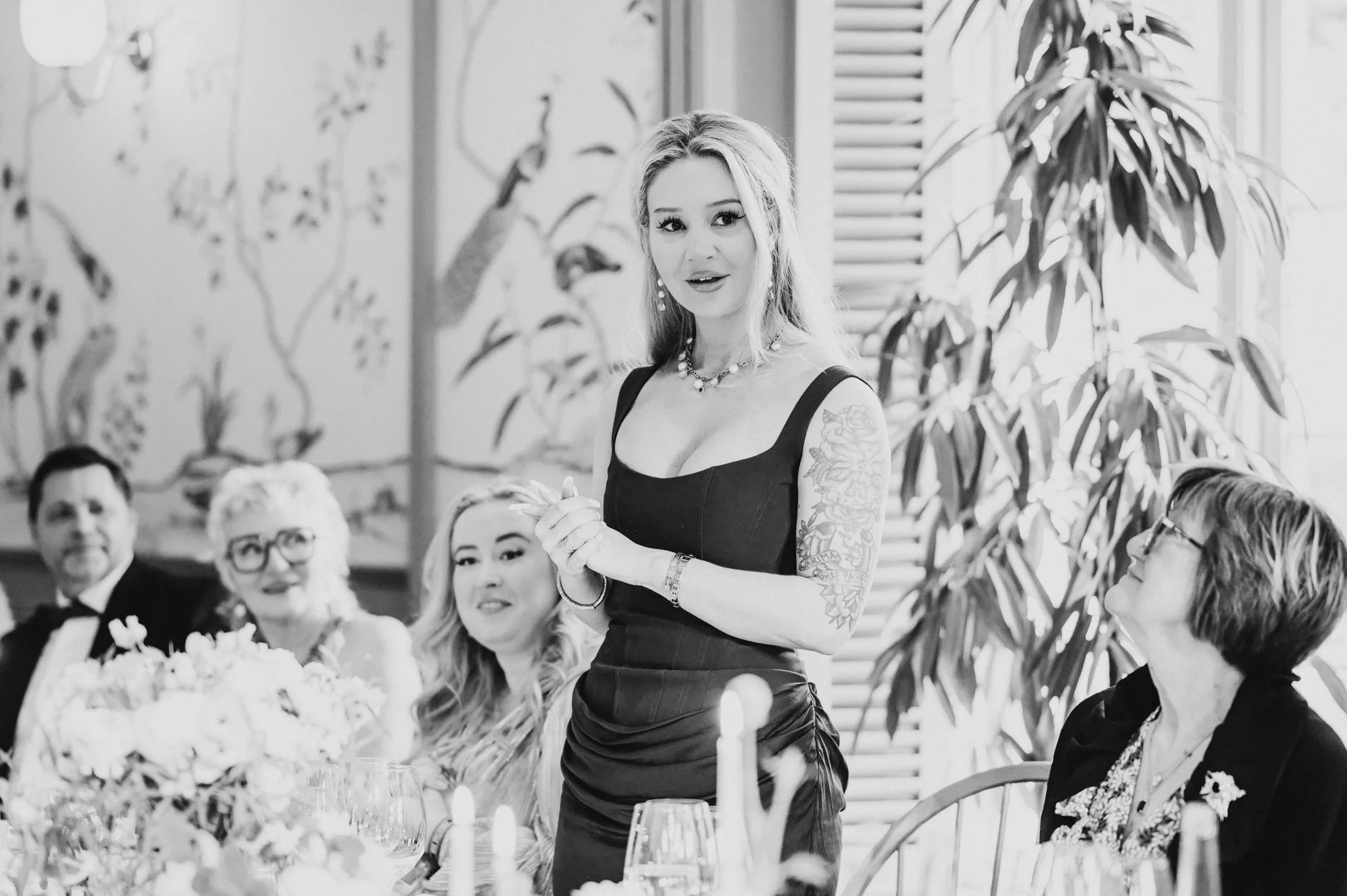 TinaRekdal_Bryllupsfotografering_NedreFossGaard_Rådhuset (198).JPG