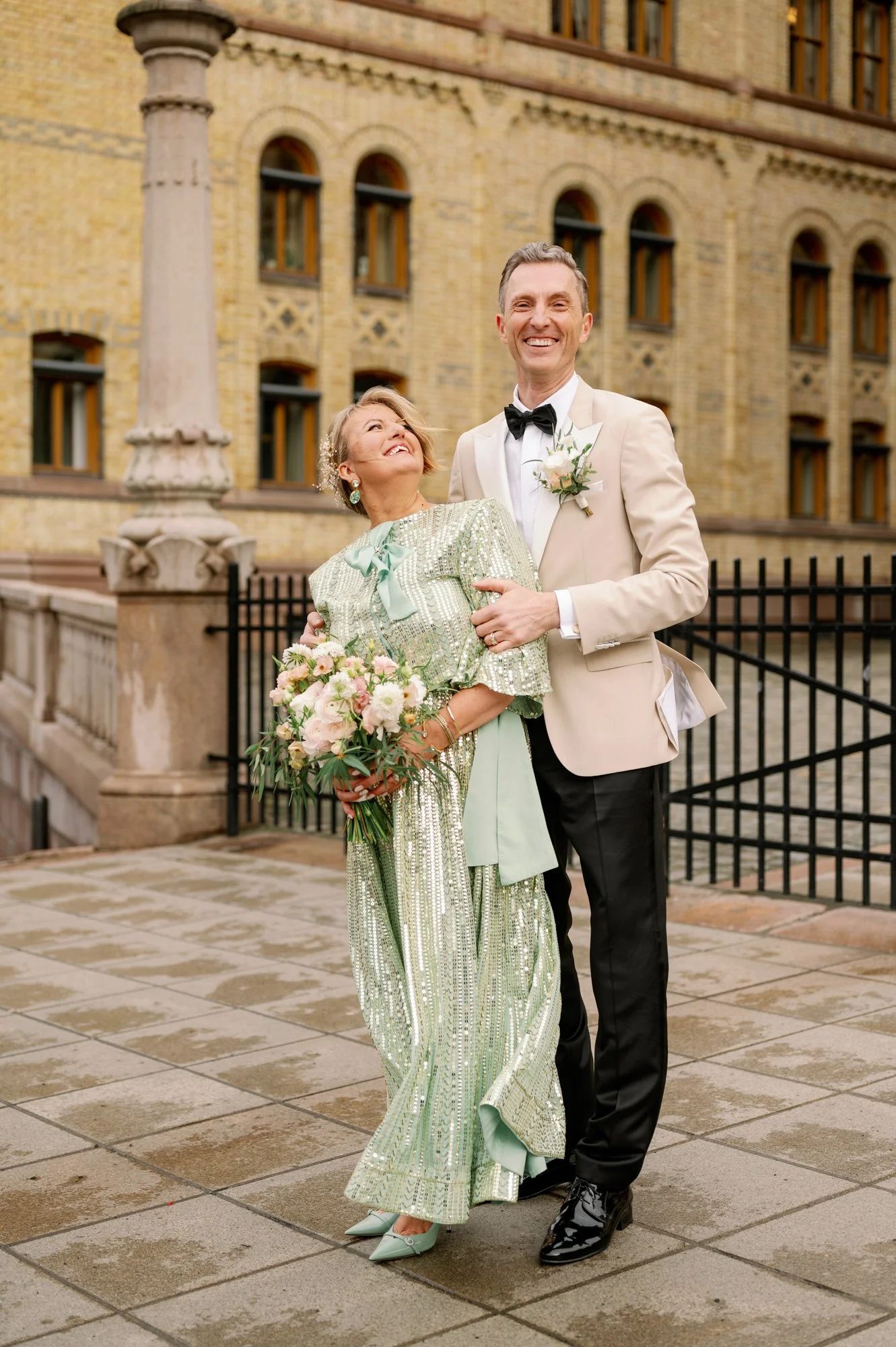 TinaRekdal_Bryllupsfotografering_NedreFossGaard_Rådhuset (44).JPG