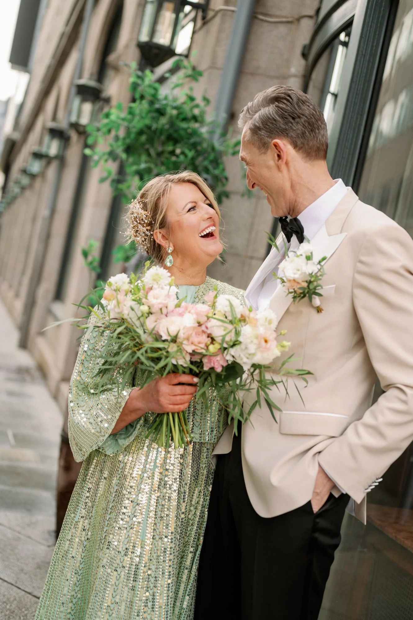 TinaRekdal_Bryllupsfotografering_NedreFossGaard_Rådhuset (55).JPG