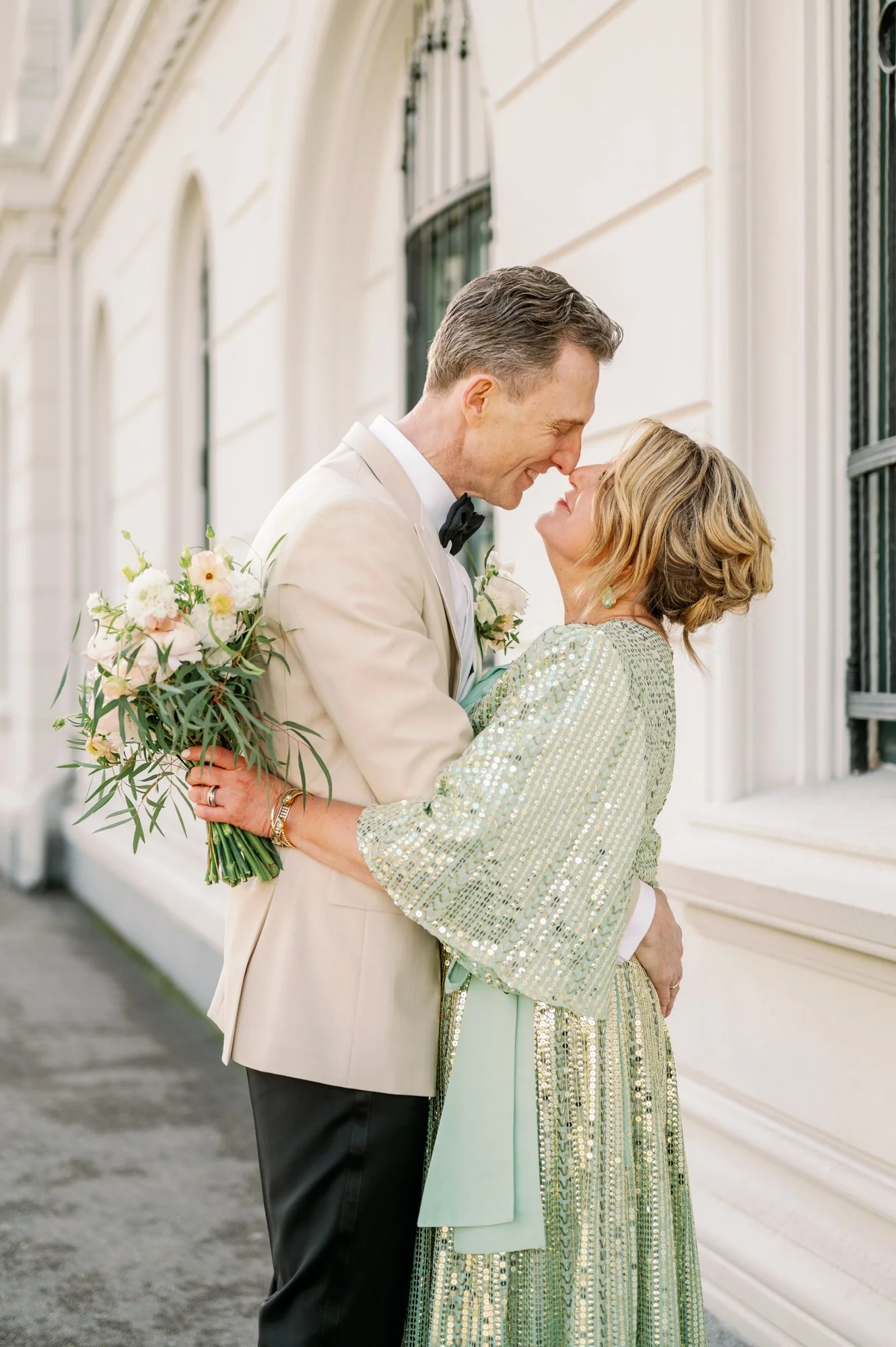 TinaRekdal_Bryllupsfotografering_NedreFossGaard_Rådhuset (119).JPG