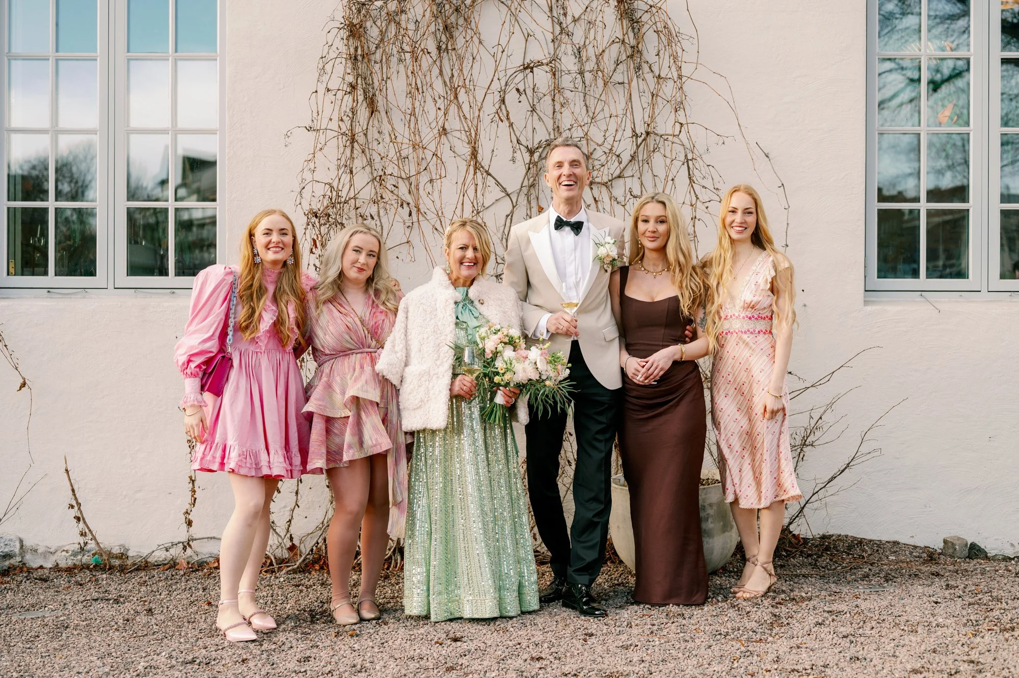 TinaRekdal_Bryllupsfotografering_NedreFossGaard_Rådhuset (136).JPG