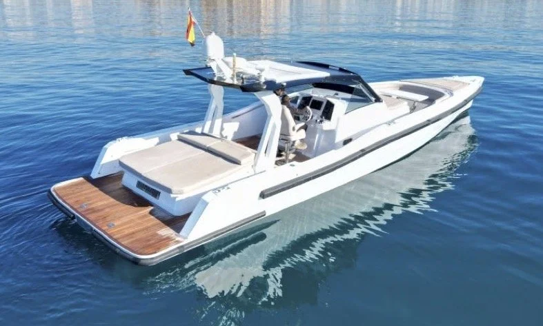 50 FT Maori | From 2.999€ | 11 Guest Max