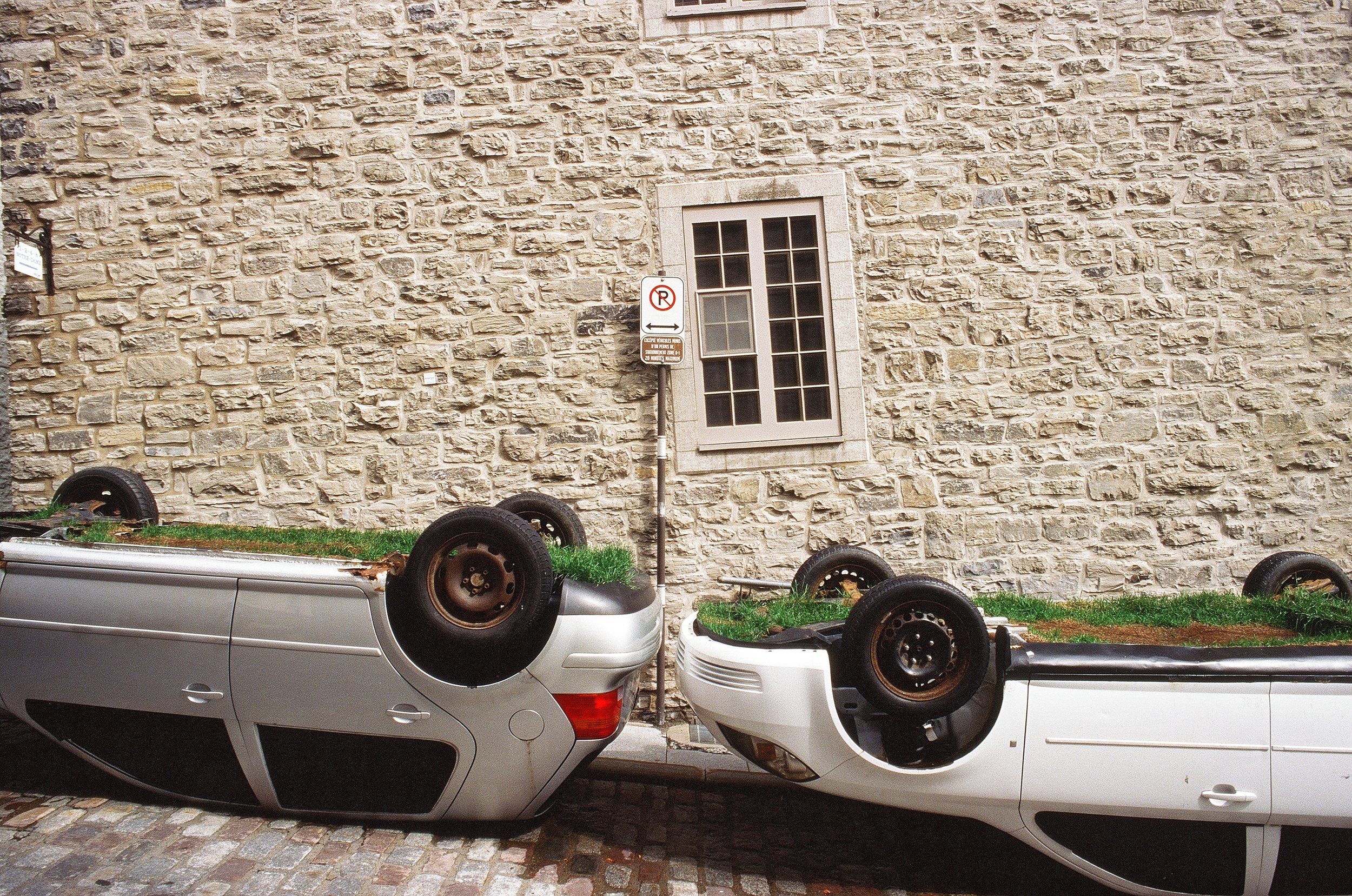 Quebec City, QC / Kodak Ektachrome 100 / 35mm