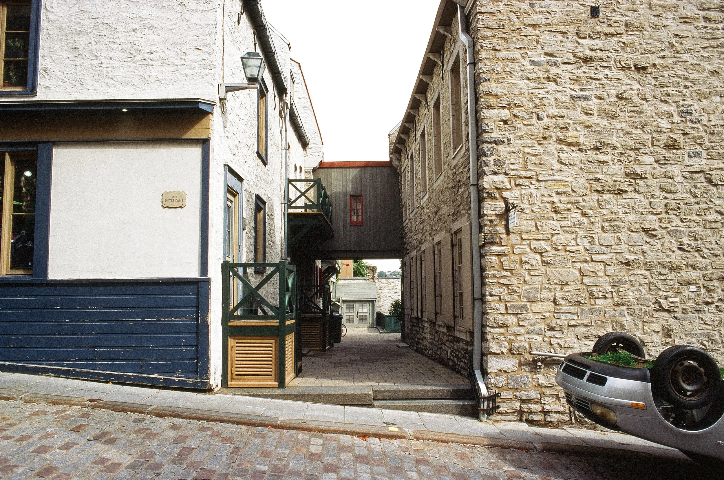 Quebec City, QC / Kodak Ektachrome 100 / 35mm