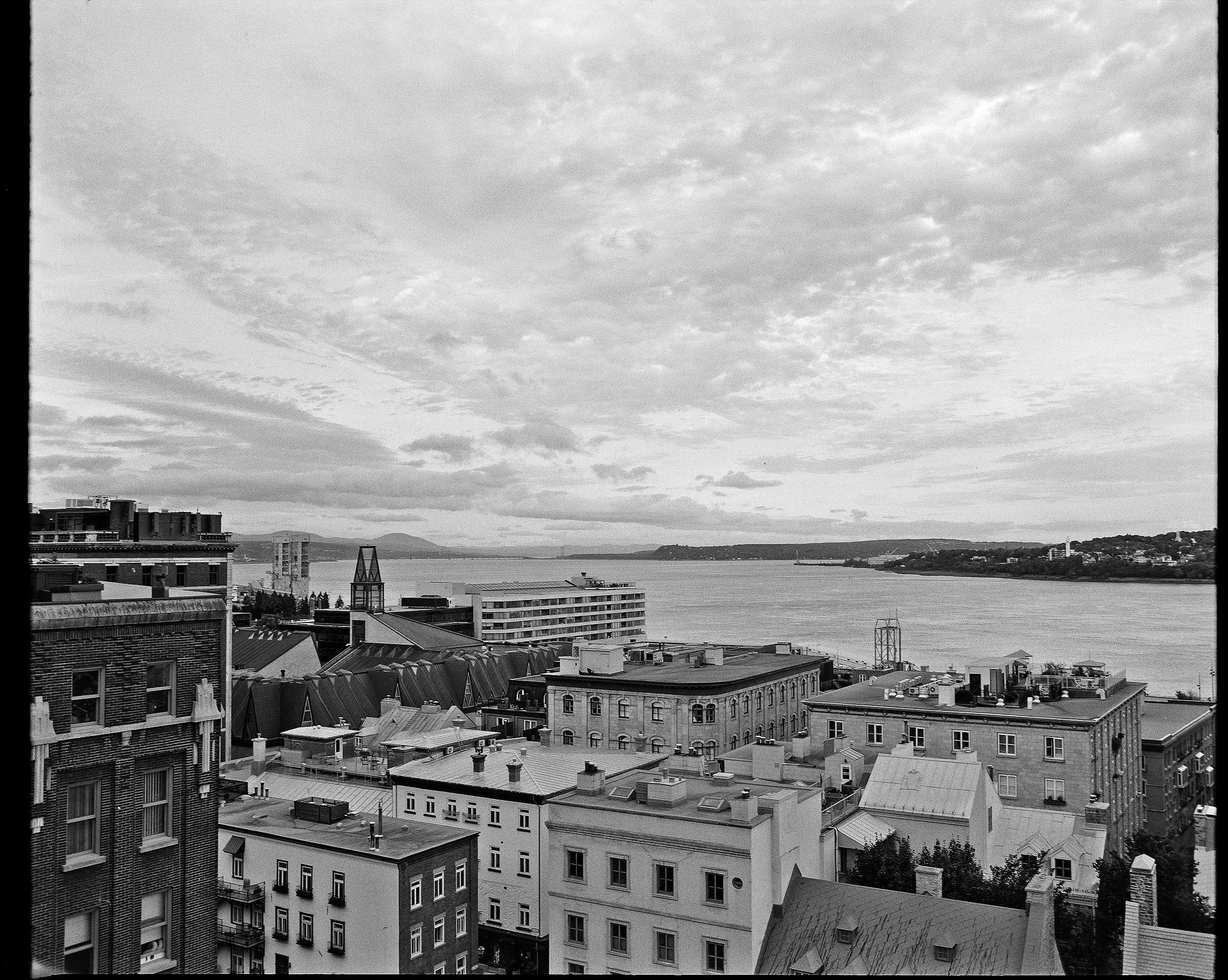 Quebec City, QC / Ilford HP5 / Mamiya RB67