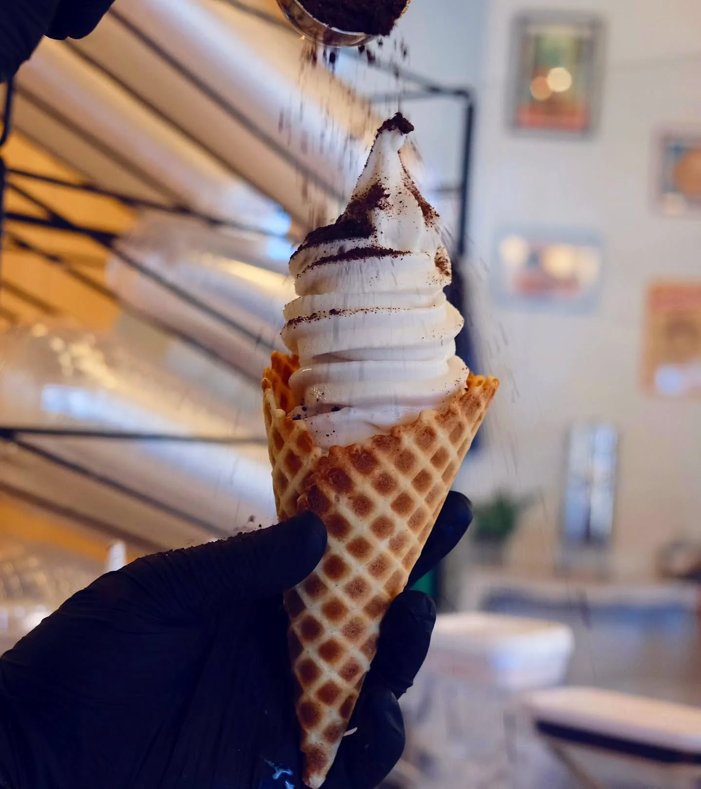For everyone who says vegan ice cream isn't good - this one's just for you! 🌿🍦 

Our vegan soft serve is incredibly rich, fully plant-based, non-dairy, gluten free &amp; kosher. ANDDDD it actually tastes like creamy vanilla (and not like a cardboar