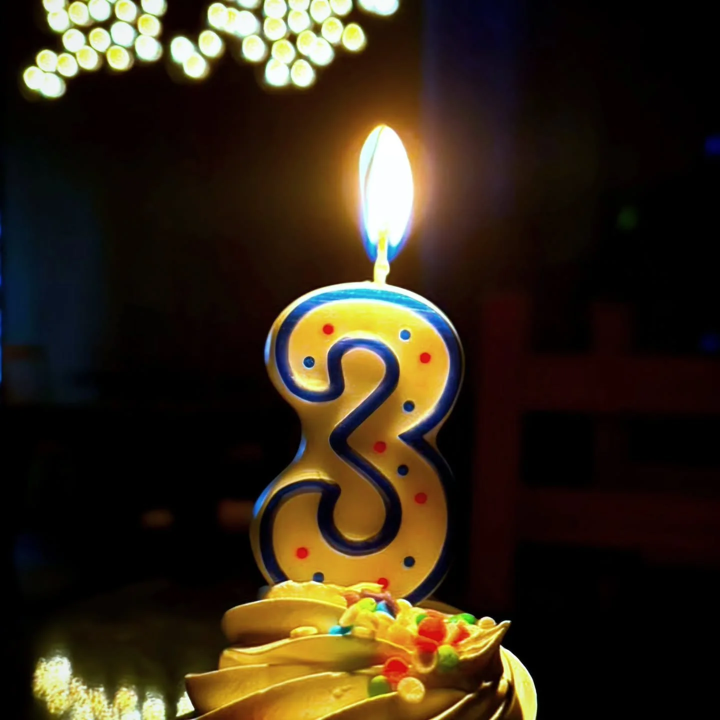 🎉🎊🎉 Today we celebrate 3 years of of Lu &amp; Aug&rsquo;s!!! 🎉🎊🎉 

And as always, we&rsquo;re kicking off our birthday week by giving away two FREE $50 LU &amp; AUG&rsquo;S GIFT CARDs to our favorite softies!!! Here&rsquo;s how to enter:

1️⃣ L