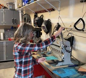https://i.etsystatic.com/16929810/r/il/a9bc66/2947146560/il_fullxfull.2947146560_ihat.jpg