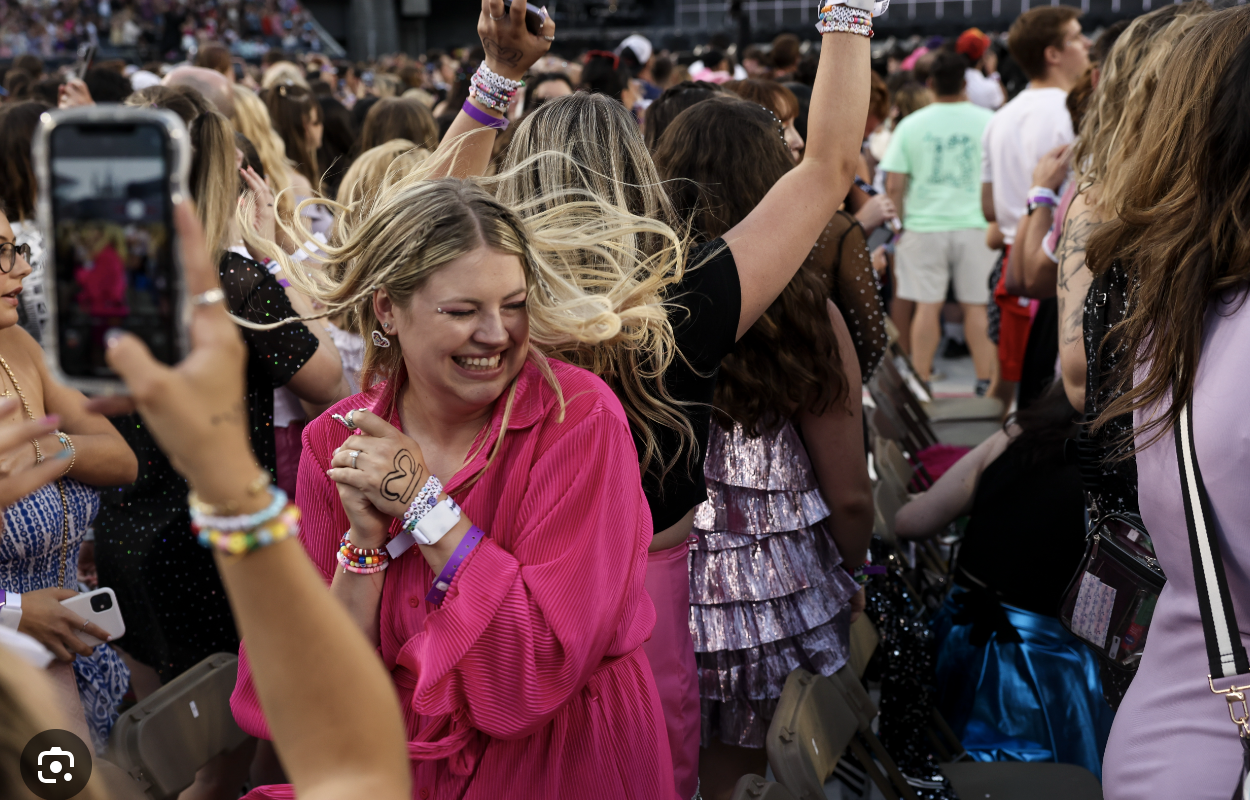 Manifest Your Dream Life - Inspired by Swifties 