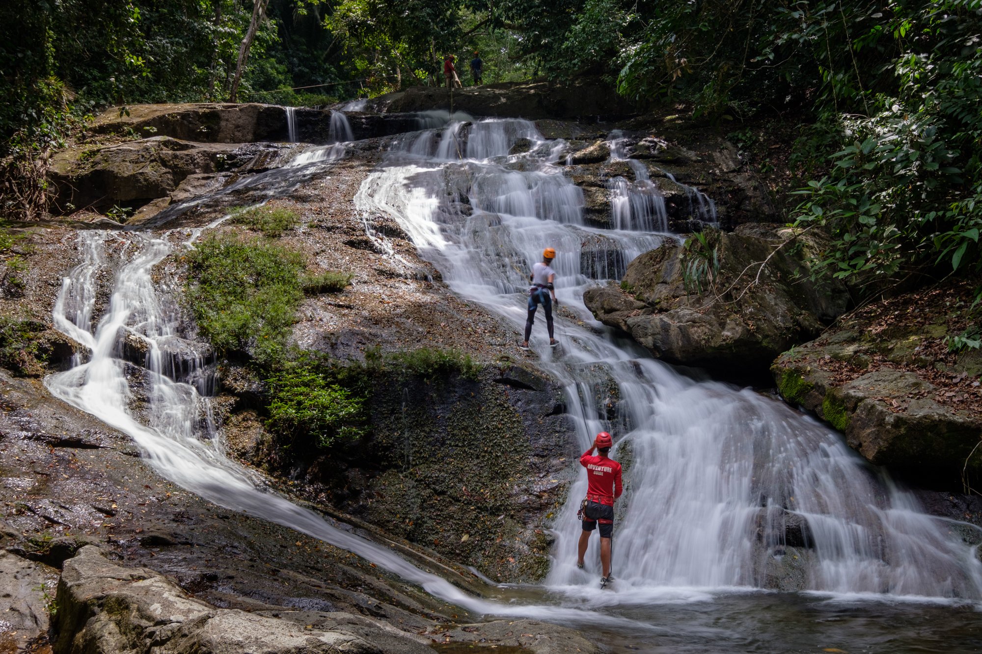 Belize Extreme Zipline and Rappelling Fun