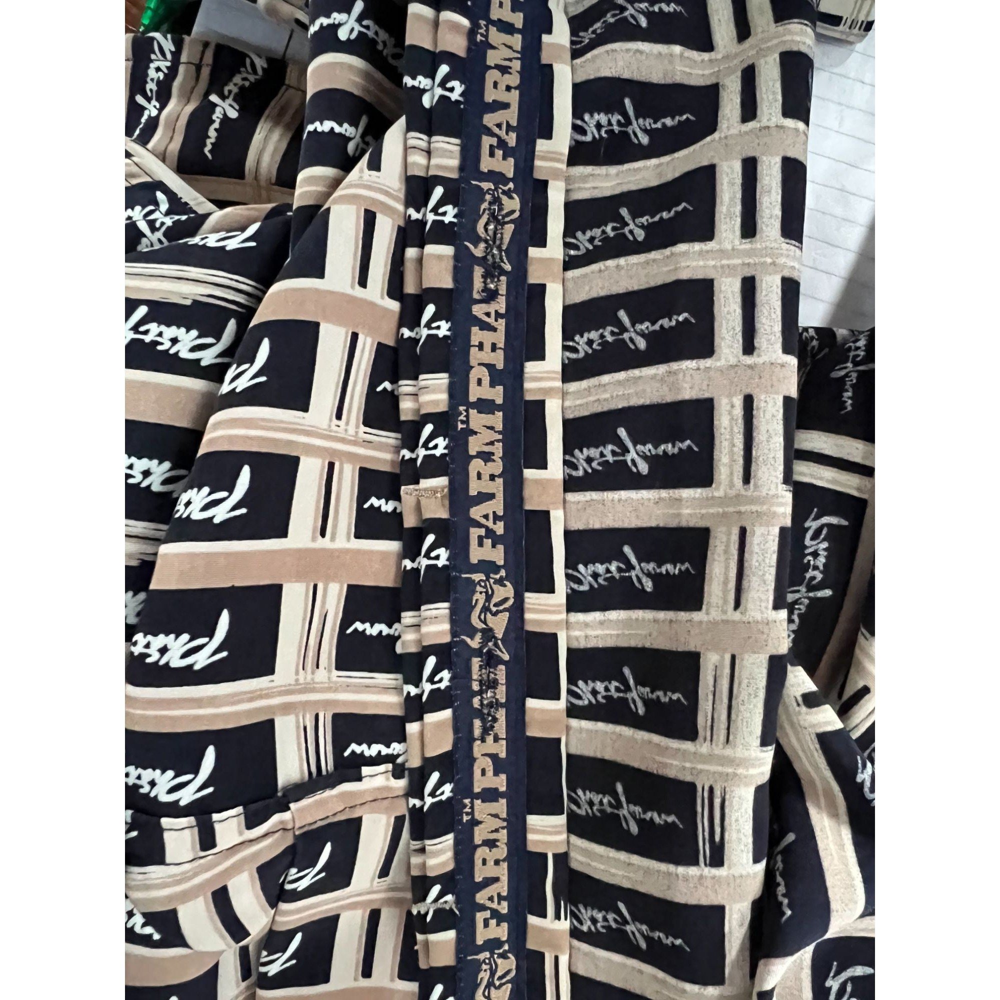 https://i.etsystatic.com/6938080/r/il/4d3737/4159251735/il_fullxfull.4159251735_i1fo.jpg