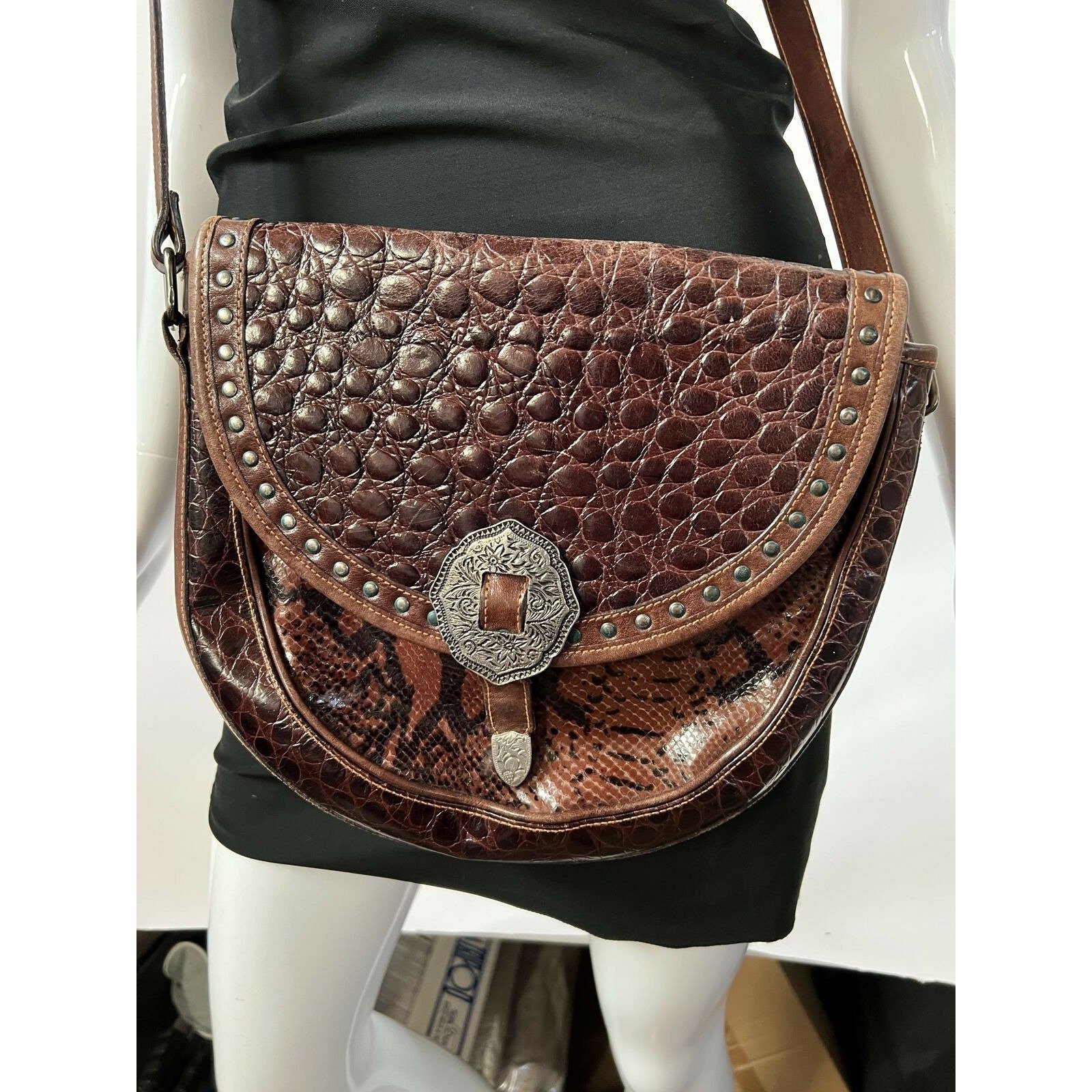 https://i.etsystatic.com/6938080/r/il/c7edf4/4141966513/il_fullxfull.4141966513_gjci.jpg