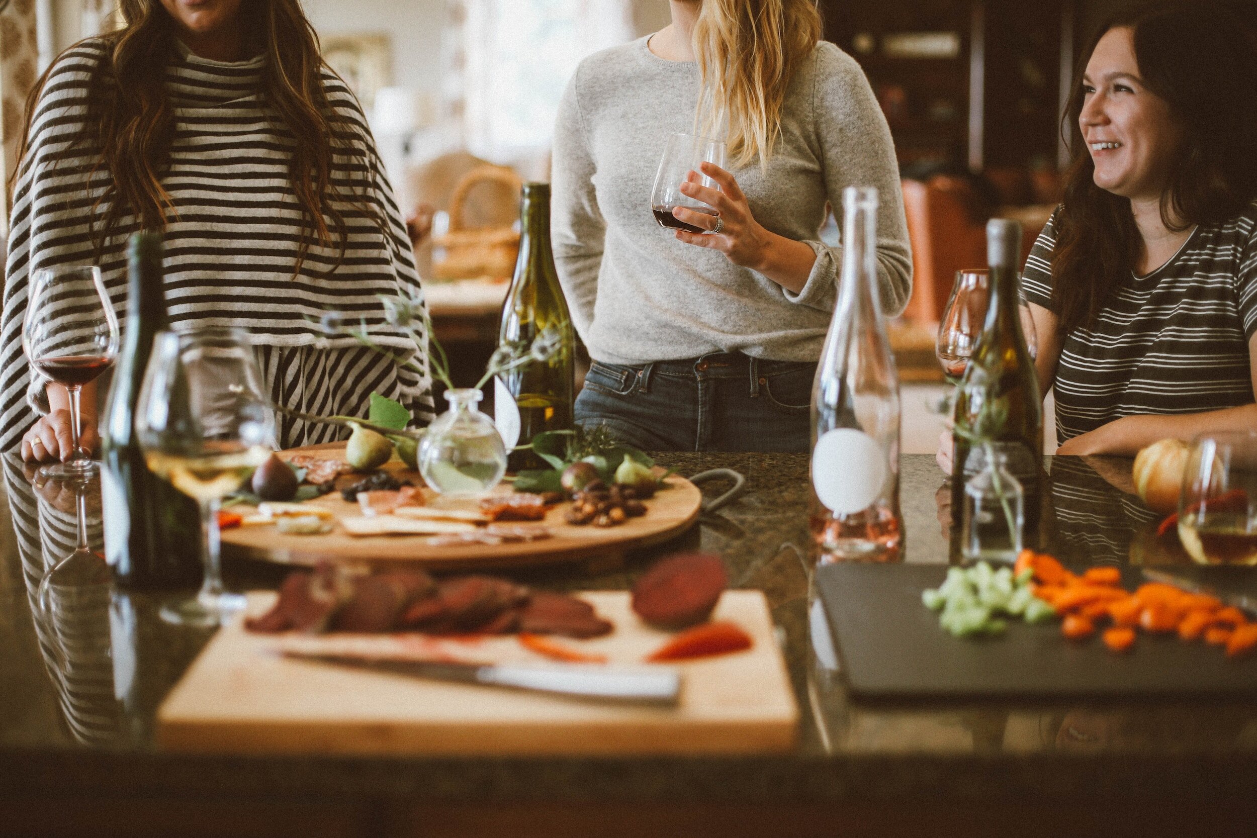 Cozy Up Your Home: Interior Design Tips for a Memorable Gathering