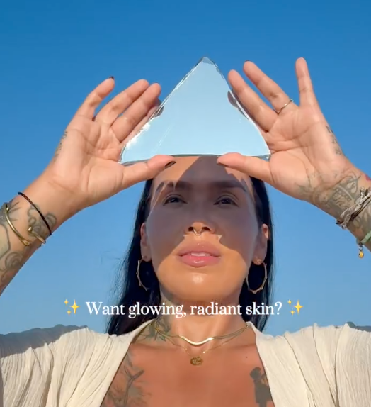 The Radiant Beauty Series: Elevating Your Glow with Gua Sha