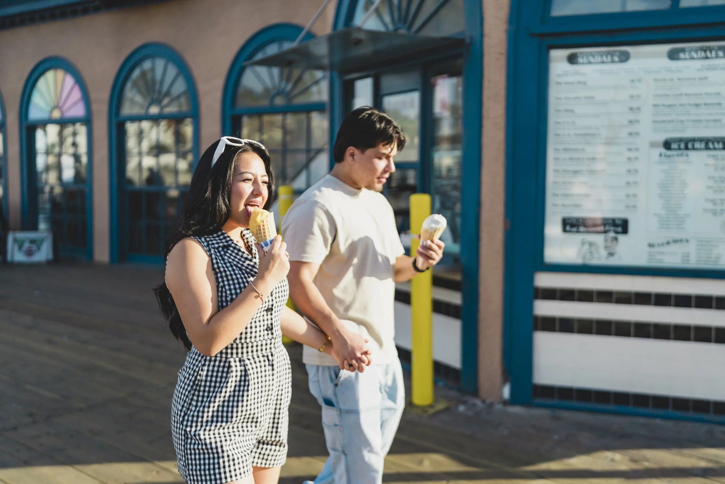 LainiPhoto_SantaMonica-Couple-Portraits_Aug2025 (3).jpg