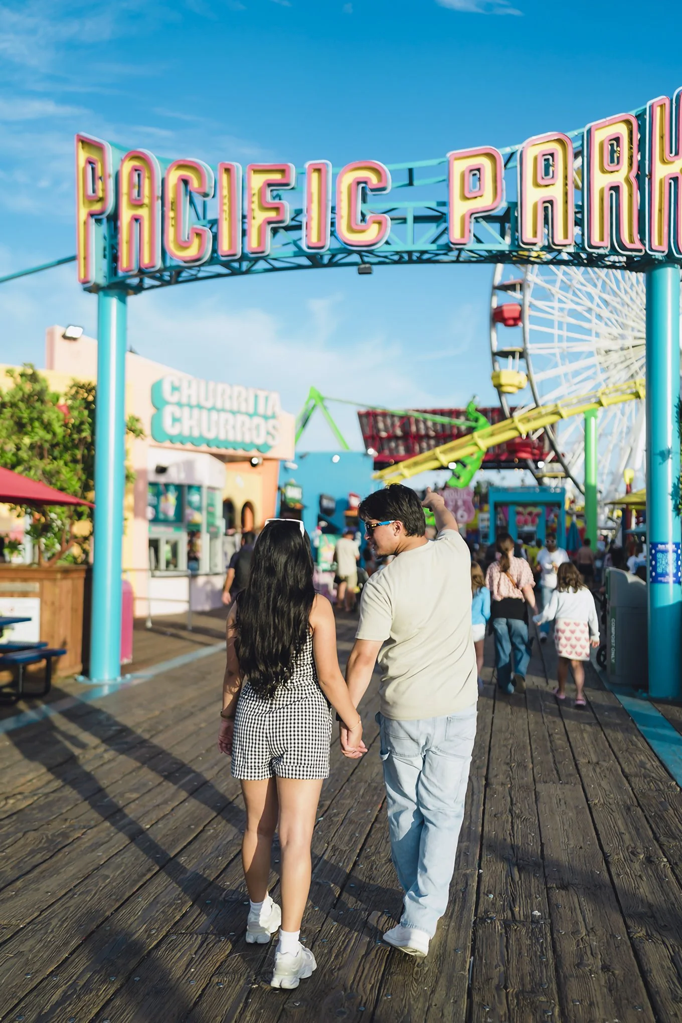 LainiPhoto_SantaMonica-Couple-Portraits_Aug2025 (13).jpg