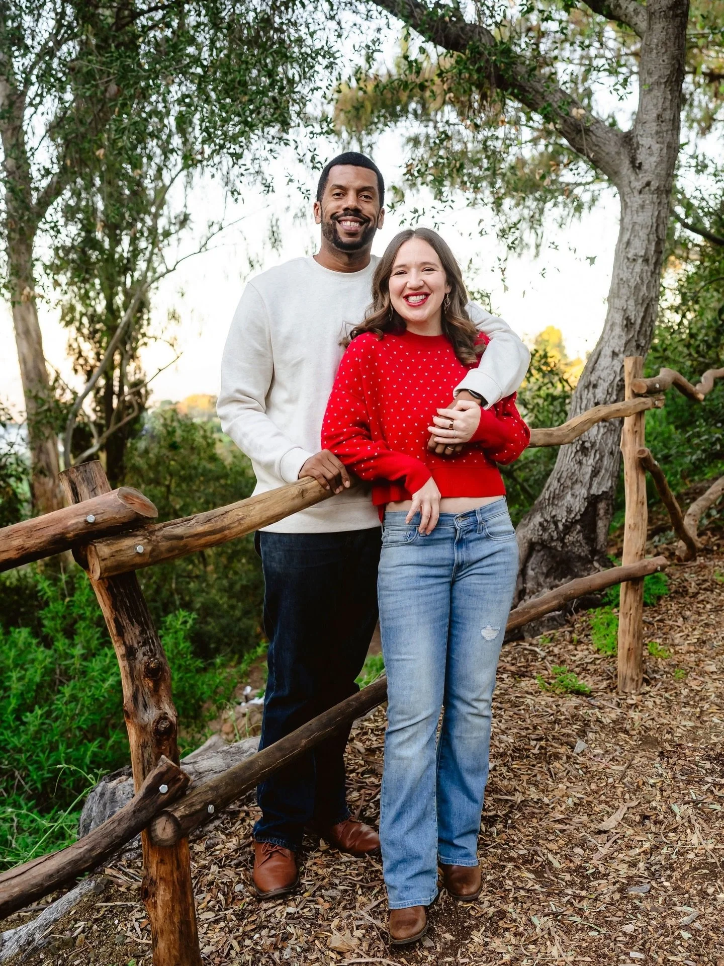 Timeless love, documented simply. 💚

Currently booking Indiana couples and families for 2026 📆

#indianafamilyphotographer #indianacouplesphotographer #midwestlovestories