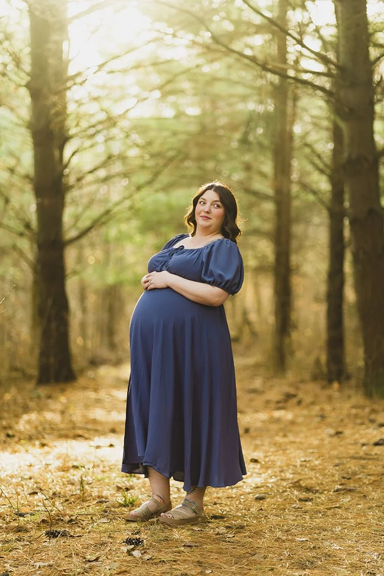Finding Warmth in the In-Between: An Outdoor Maternity Session in Indiana