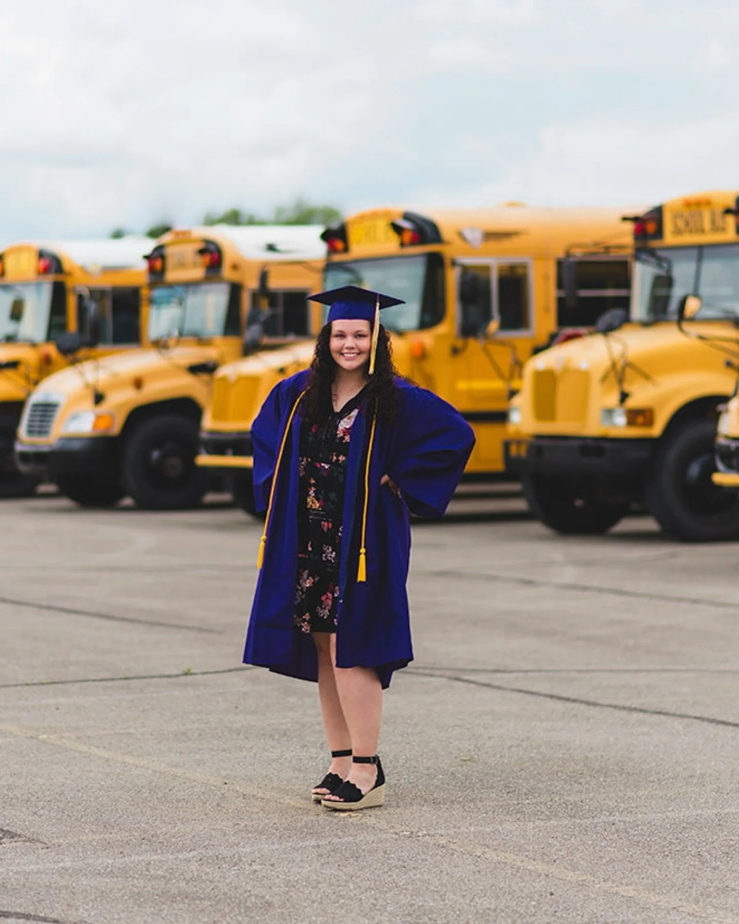 This is your sign, Class of 2027 🖤
Senior rep applications are open, apply on my website, link is in my profile! 

Tag your favorite 2027 senior below 👇
If they comment back, I&rsquo;ll add them to a list and randomly select one senior for a compli