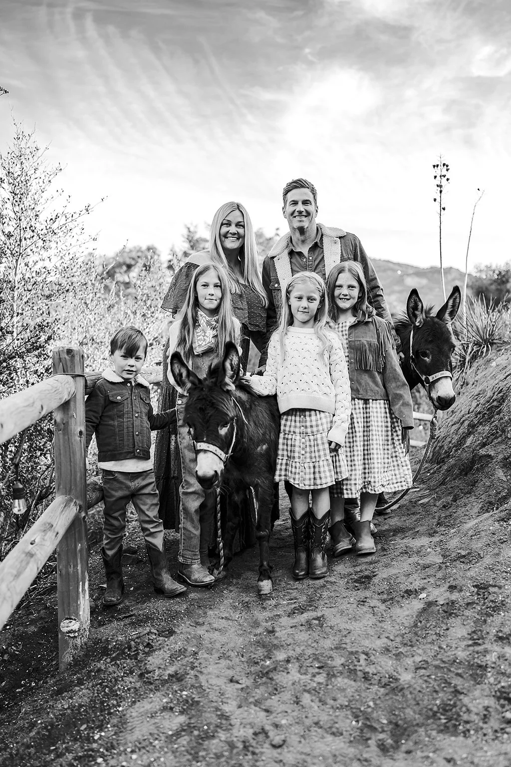 Indiana-InHome-Farmhouse-Family-Photographer (3).jpg