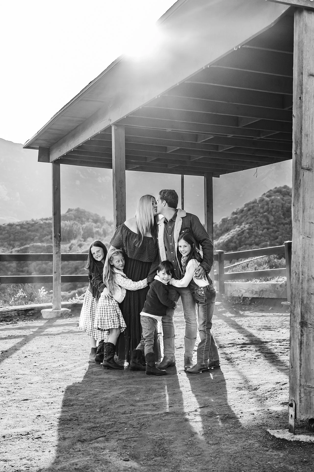 Indiana-InHome-Farmhouse-Family-Photographer (14).jpg