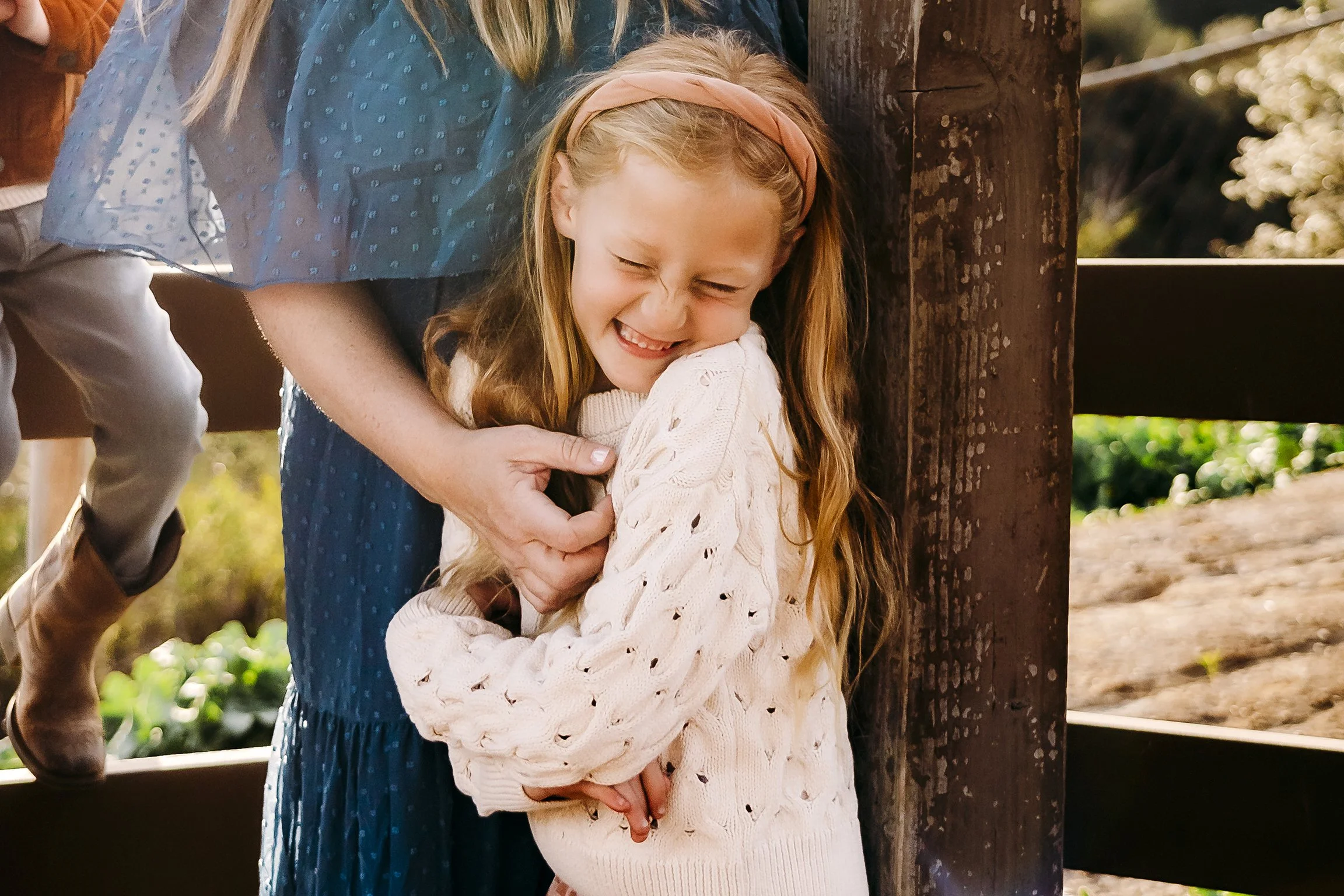 Indiana-InHome-Farmhouse-Family-Photographer (19).jpg