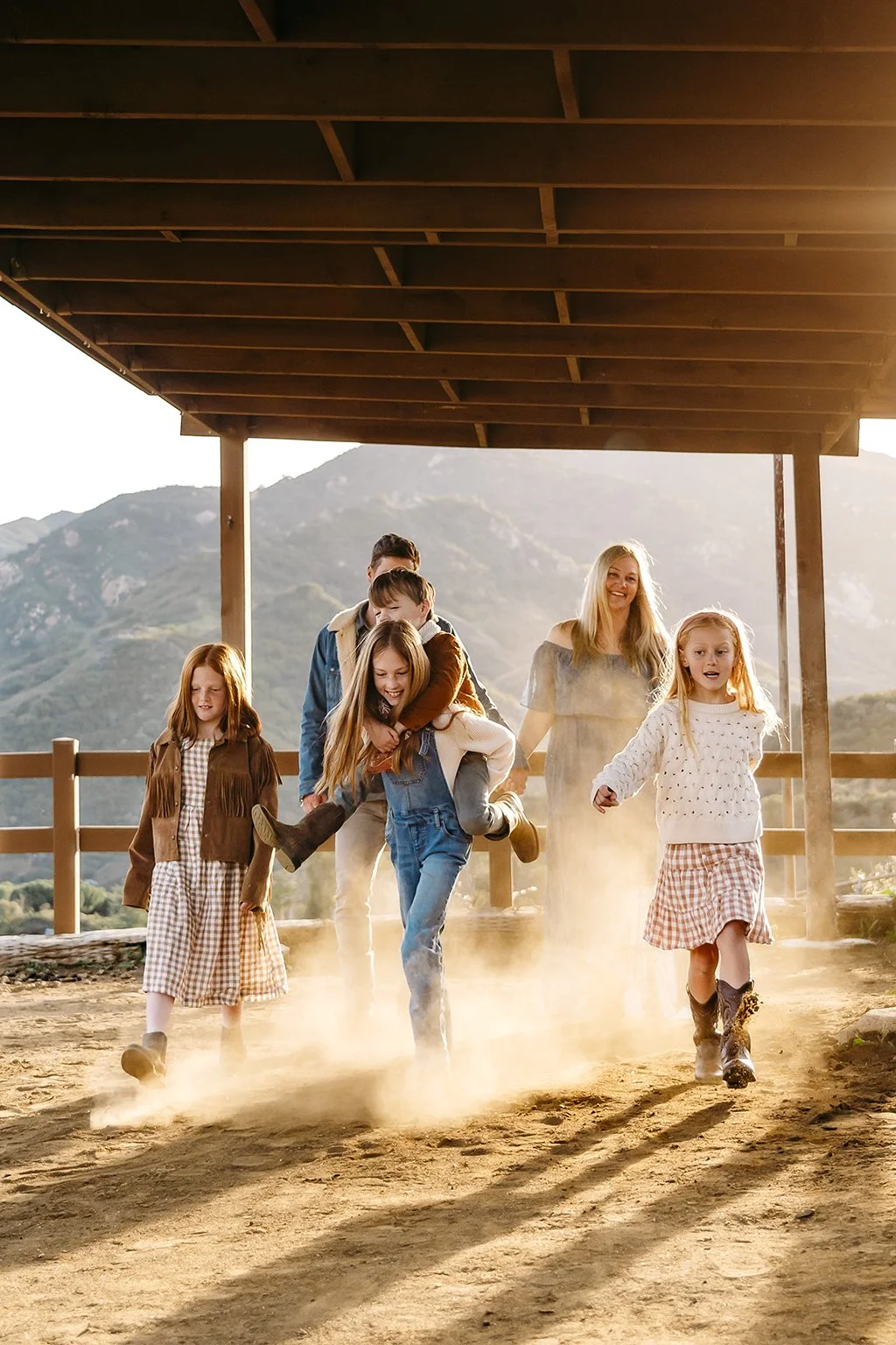 Indiana-InHome-Farmhouse-Family-Photographer (21).jpg