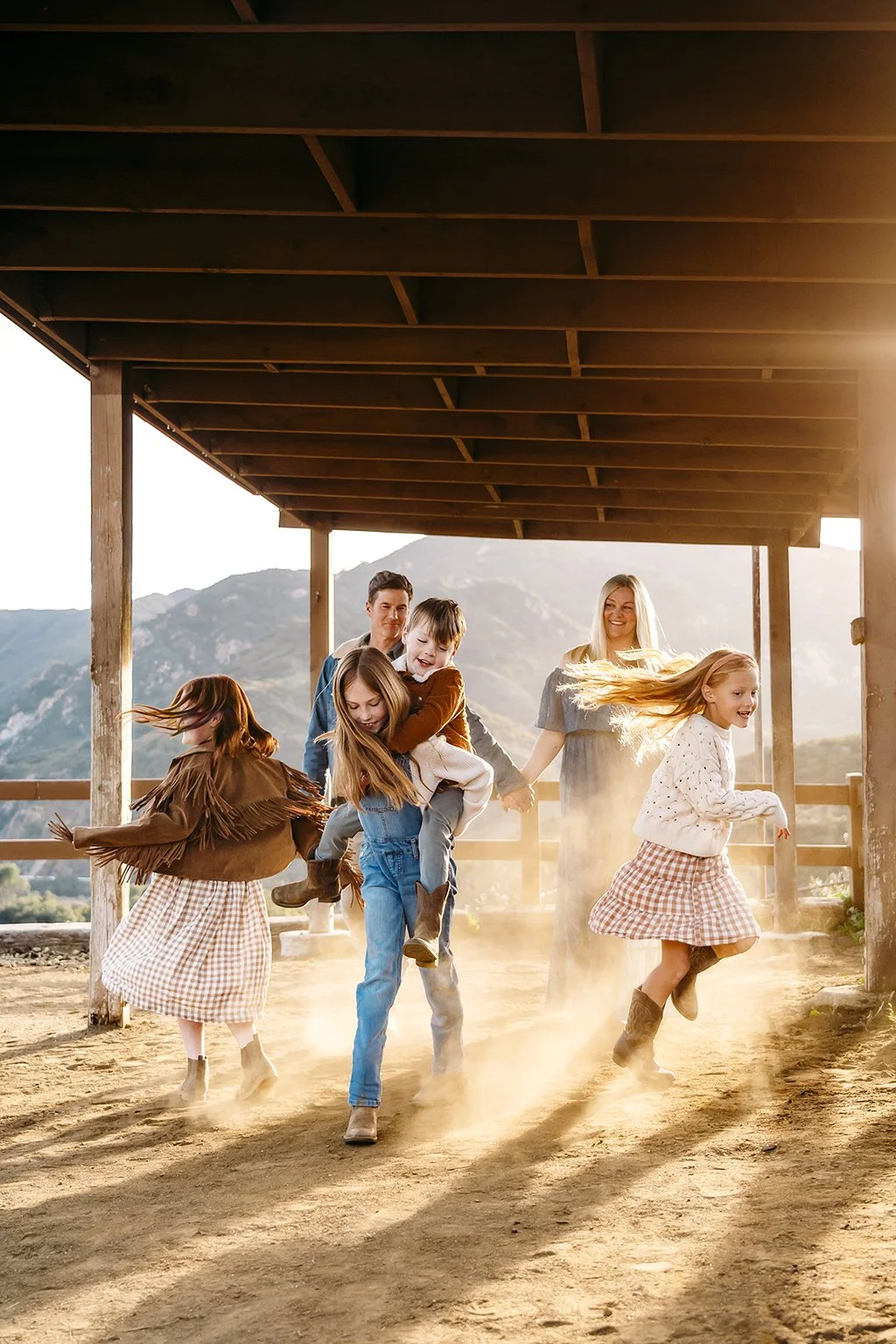 Indiana-InHome-Farmhouse-Family-Photographer (22).jpg