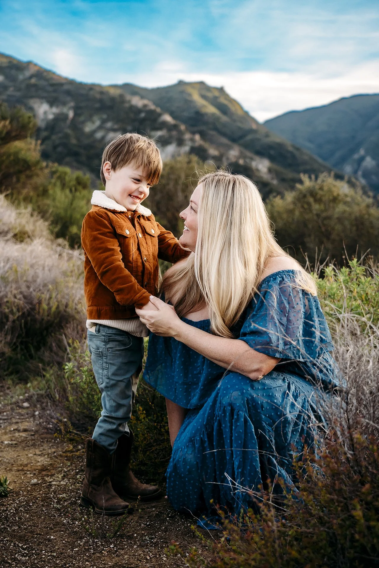 Indiana-InHome-Farmhouse-Family-Photographer (35).jpg