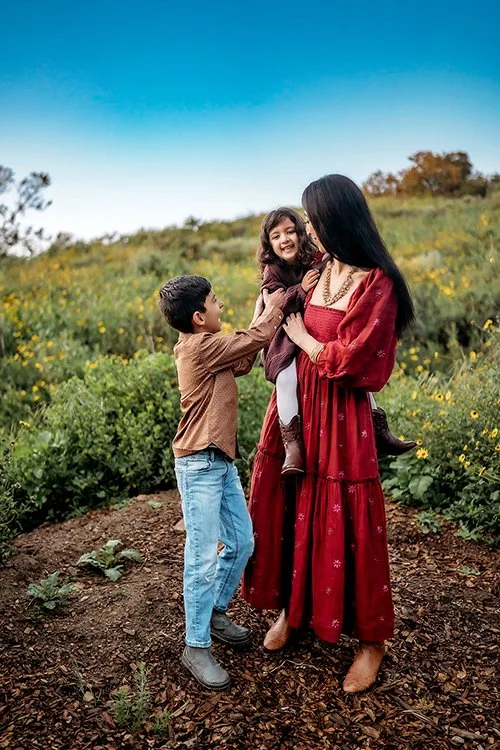 Intro Sessions at Laini Photo 