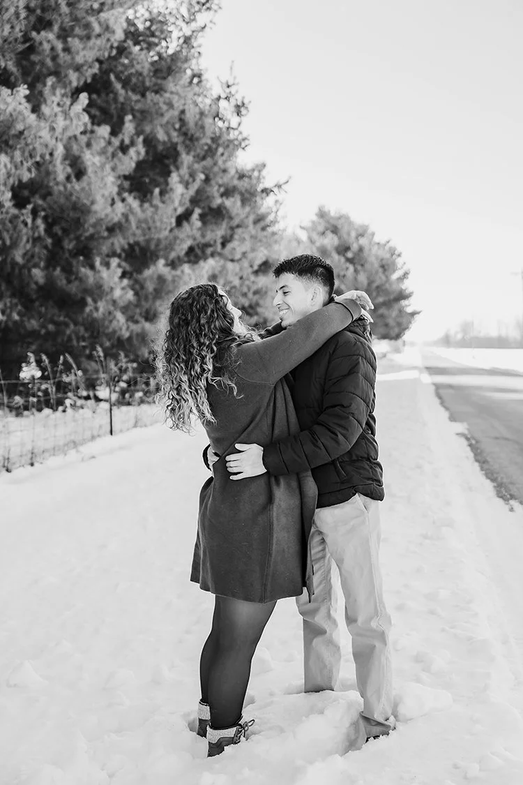 Indiana-Couple-Photographer_Midwest-Winter-Portraits_4.jpg