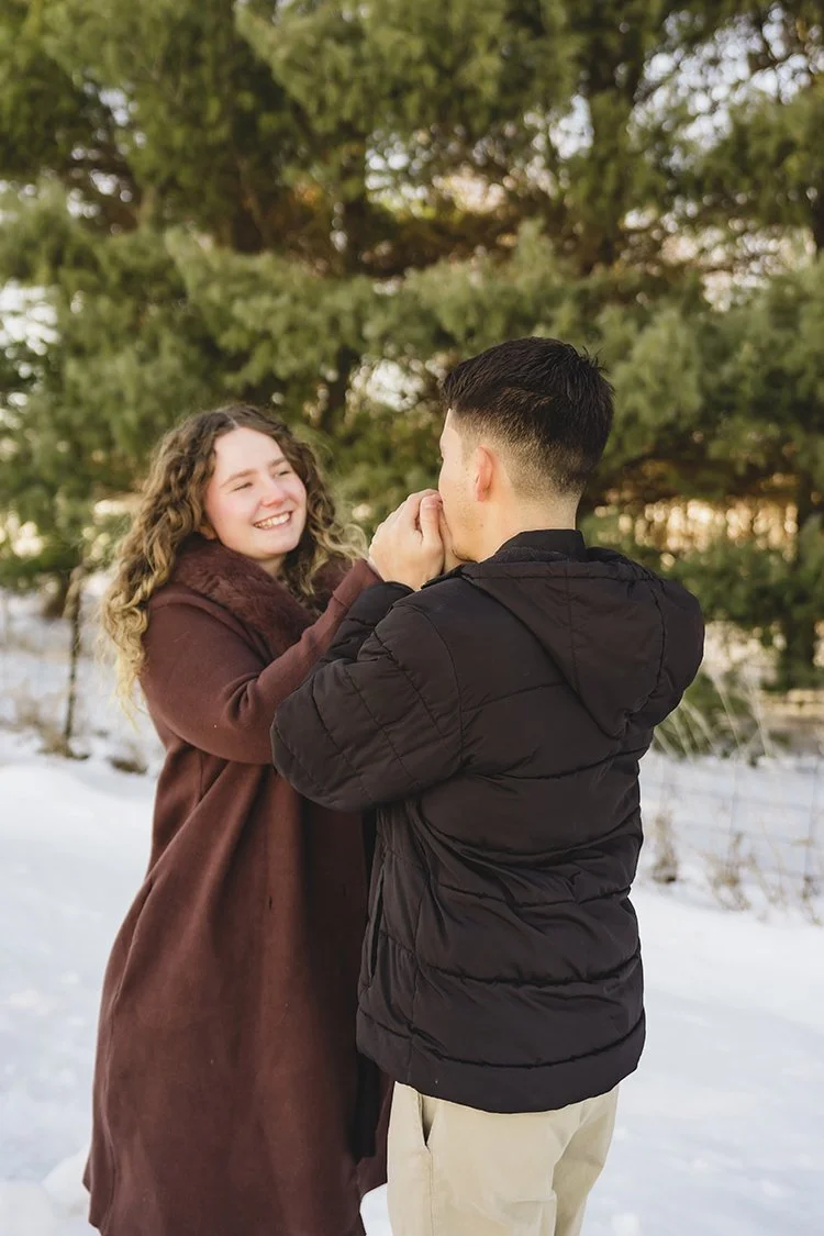Indiana-Couple-Photographer_Midwest-Winter-Portraits_25.jpg