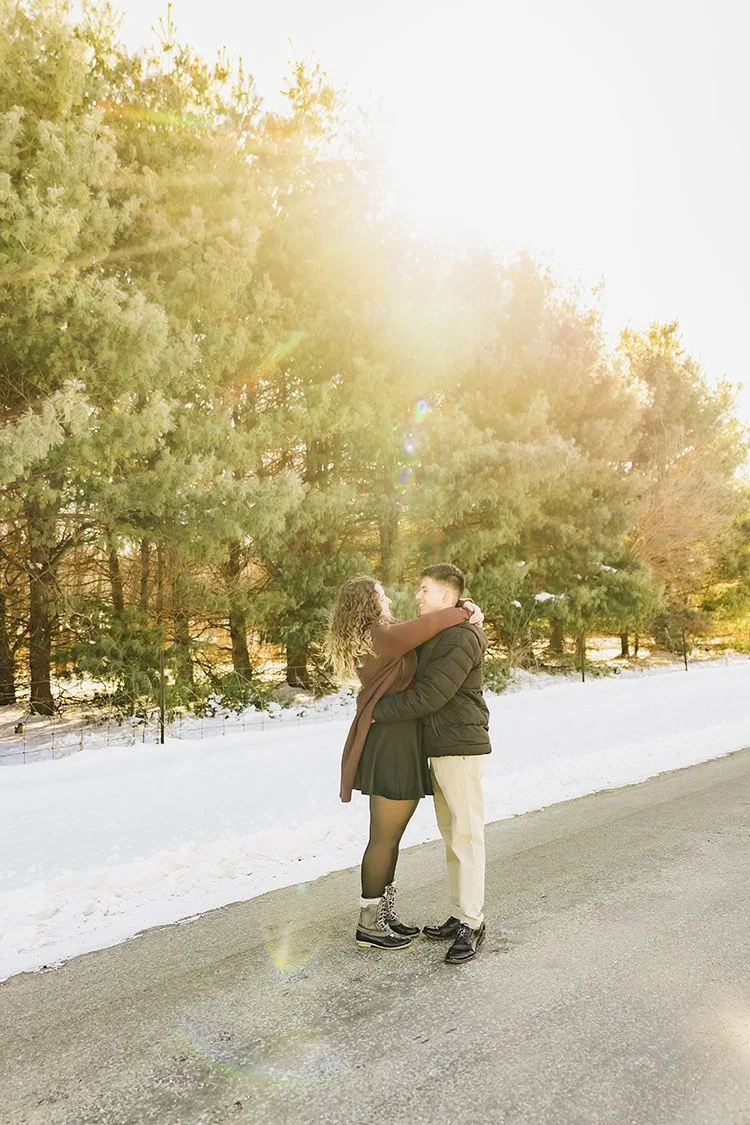 Indiana-Couple-Photographer_Midwest-Winter-Portraits_30.jpg