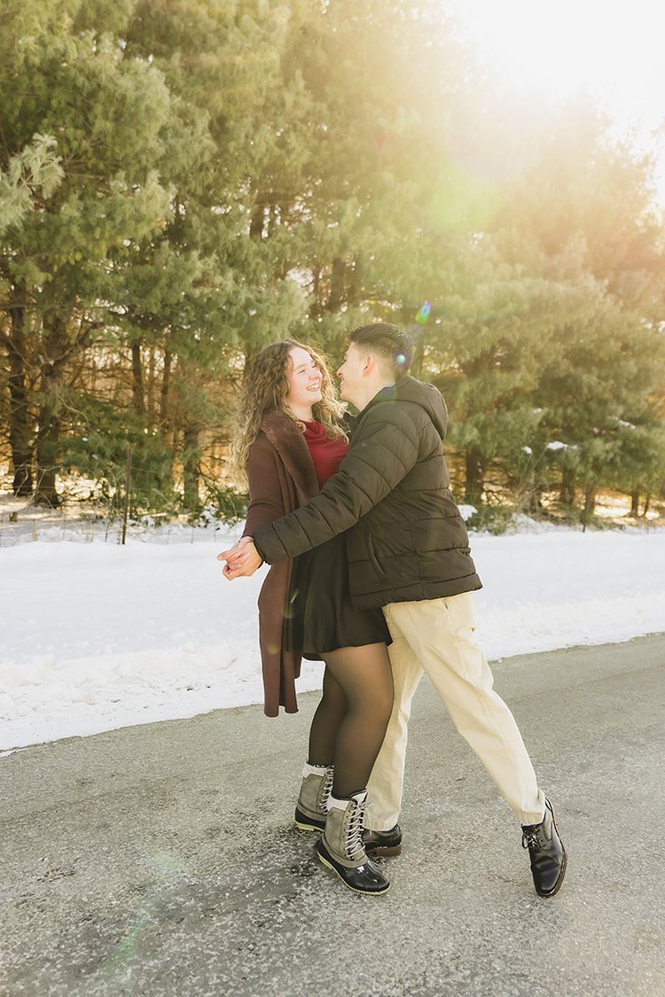 Indiana-Couple-Photographer_Midwest-Winter-Portraits_34.jpg