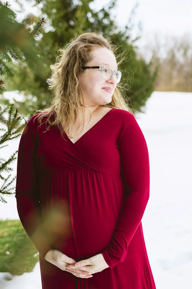 indiana-maternity-photographer_winter-pregnancy-photos_LainiPhoto_14.jpg