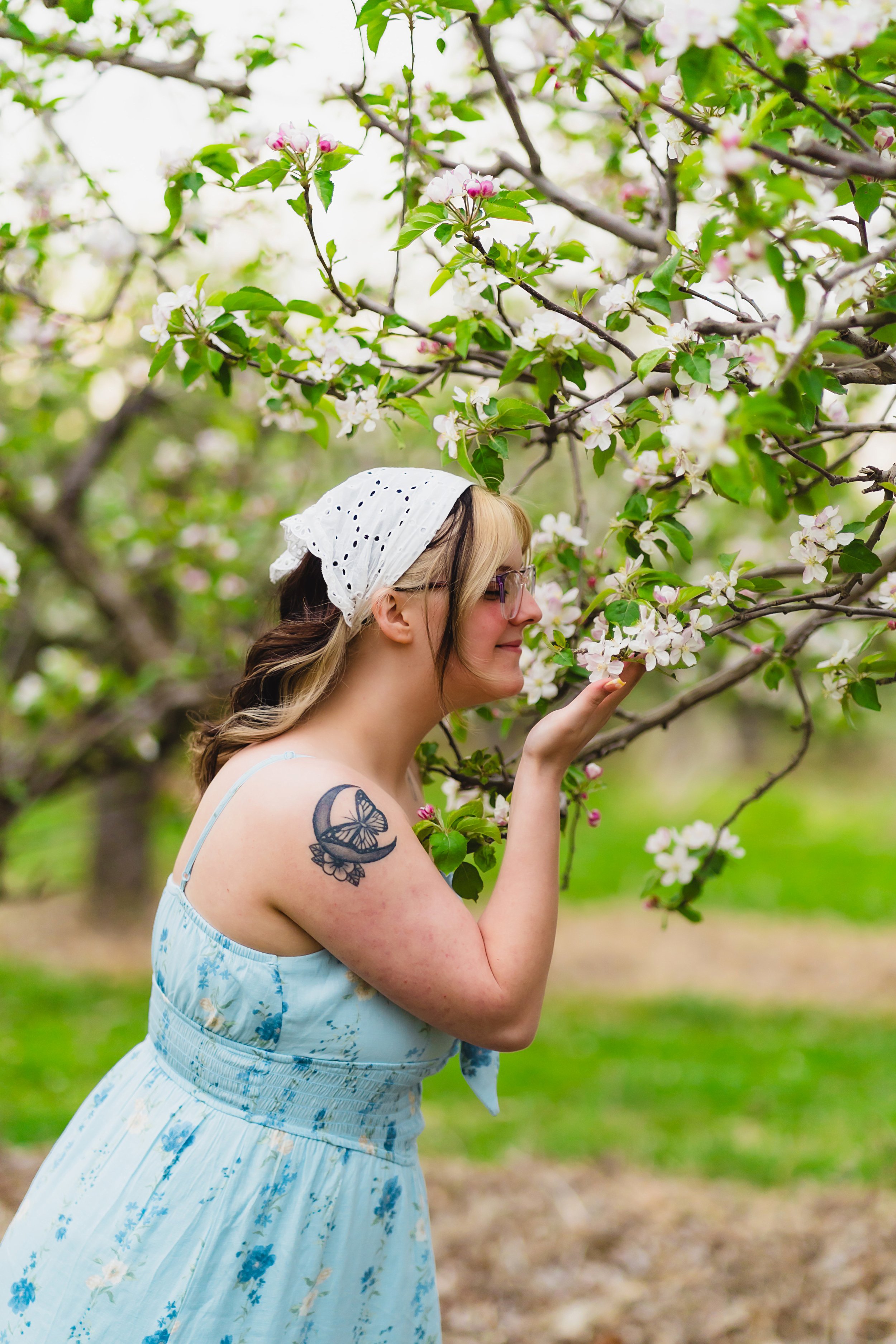 Indiana-Spring-Motherhood-Mini-Sessions-LainiPhoto(17).jpg