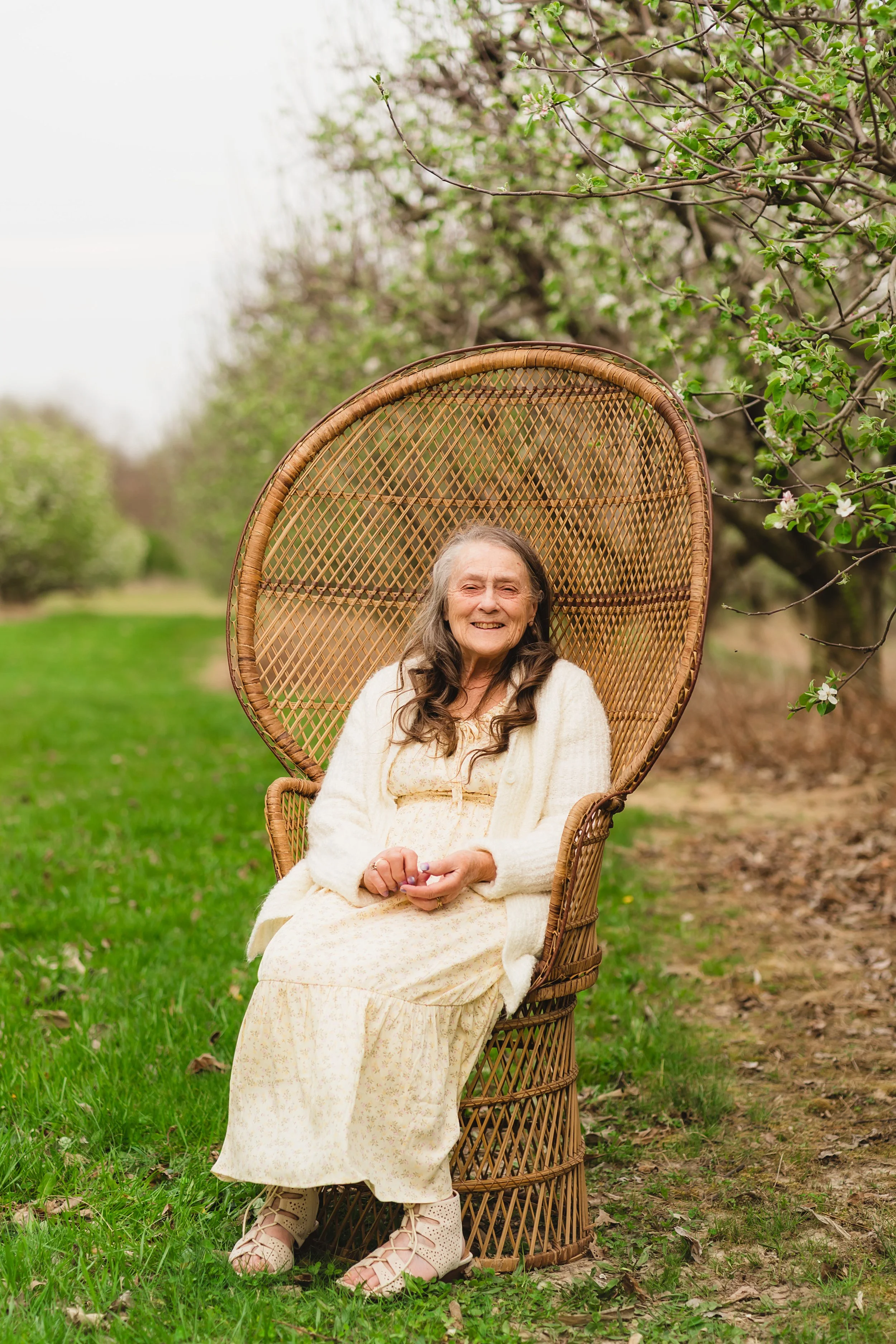 Indiana-Spring-Motherhood-Mini-Sessions-LainiPhoto(16).jpg