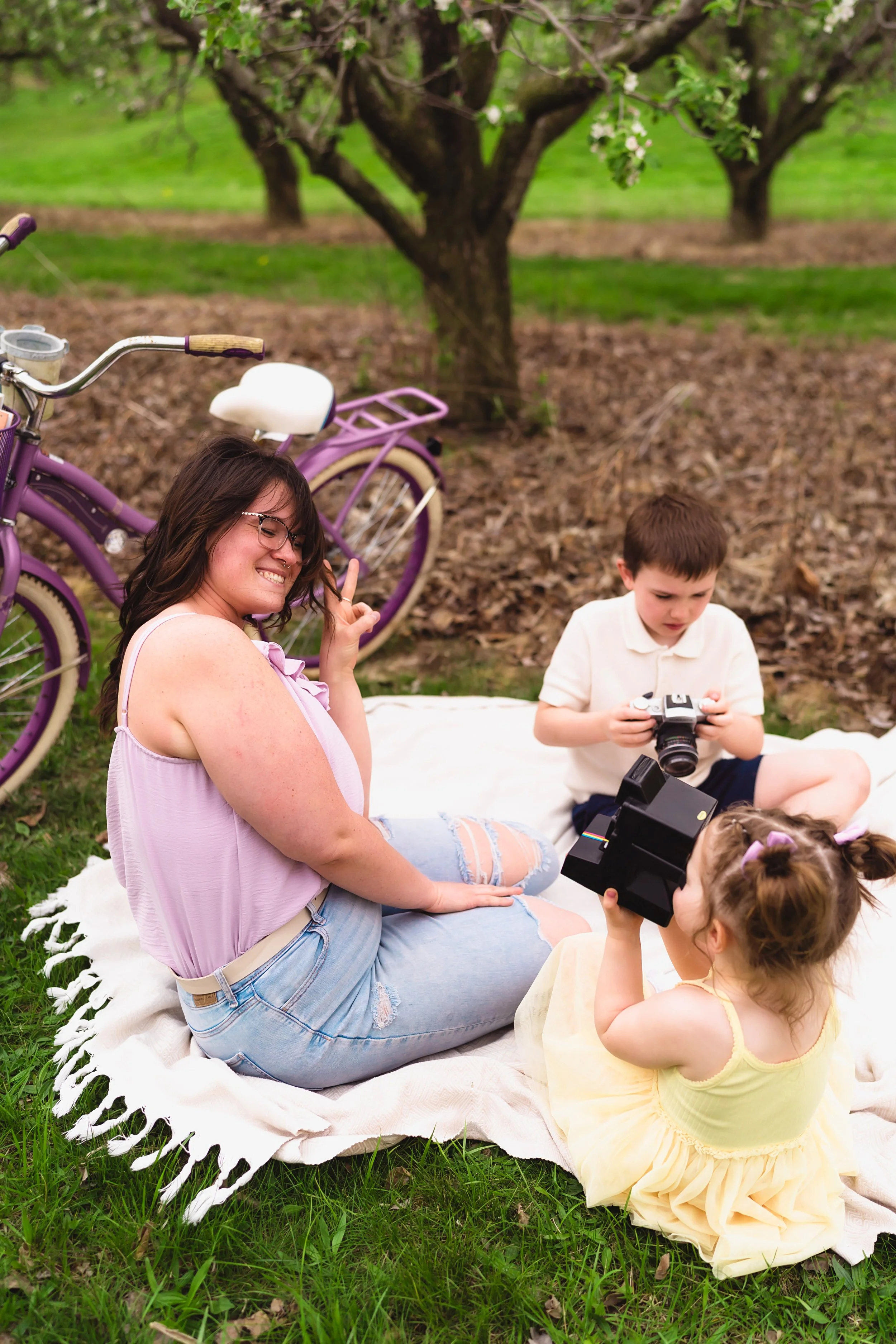 Indiana-Spring-Motherhood-Mini-Sessions-LainiPhoto(71).jpg