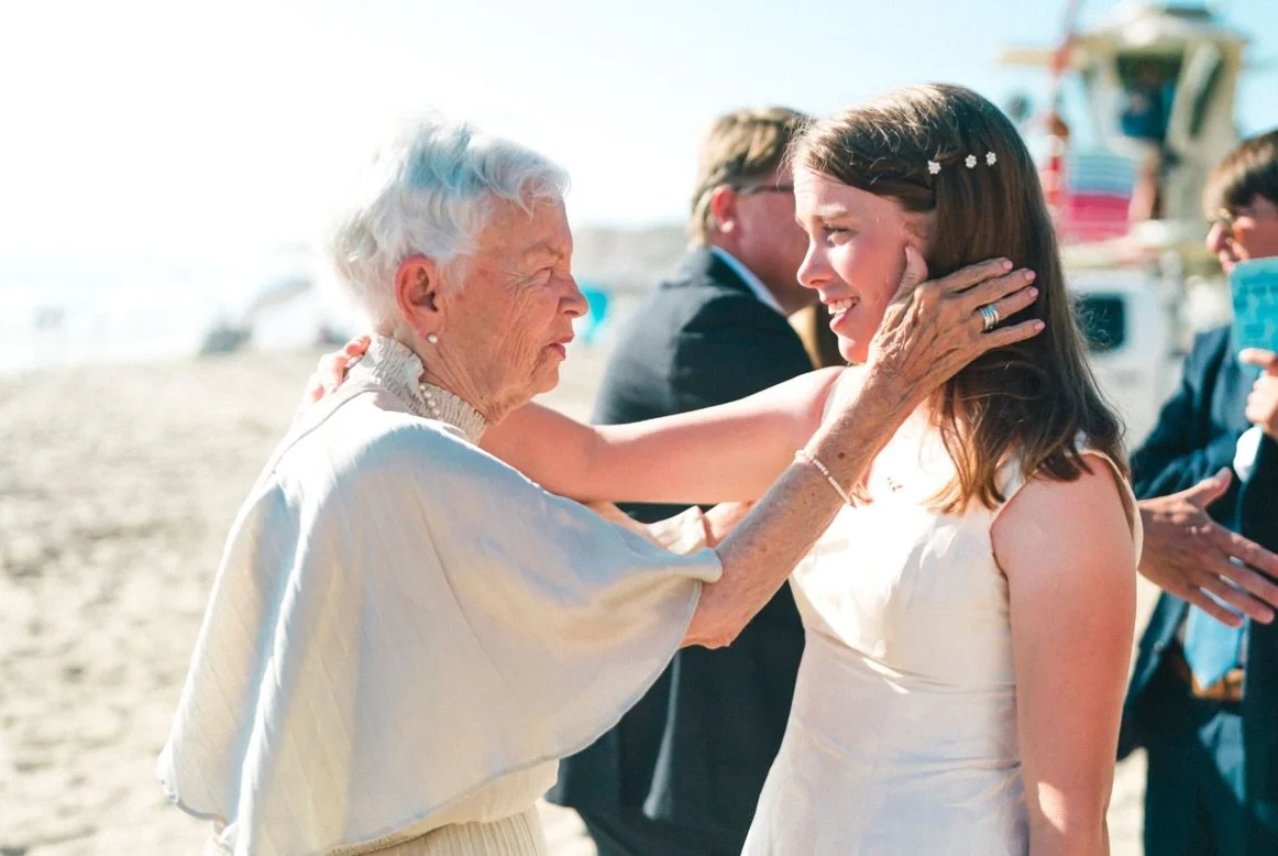 These are the kinds of wedding moments that stand out to me ✨

Not just the vows or the kiss but the generations of love that raised, shaped, and loved you first. ❤️&zwj;🔥

This is the kind of love that I look for, the love that existed way before t