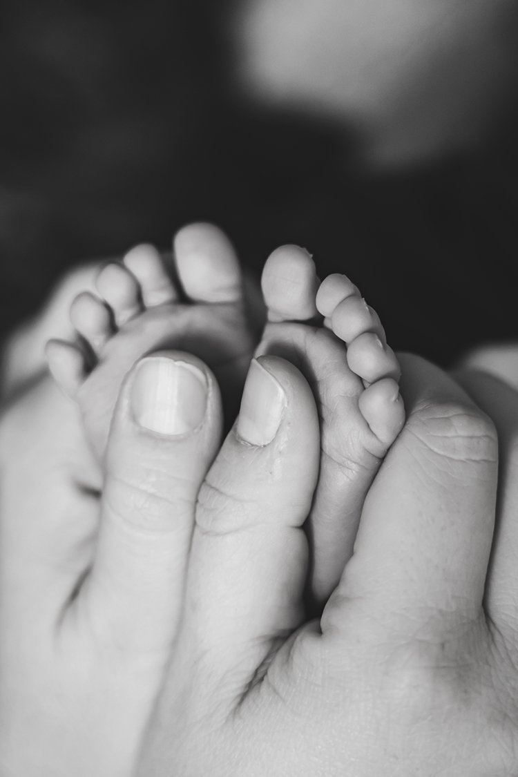 Indiana-in-home-Family-Photographer_LainiPhoto_15.jpg