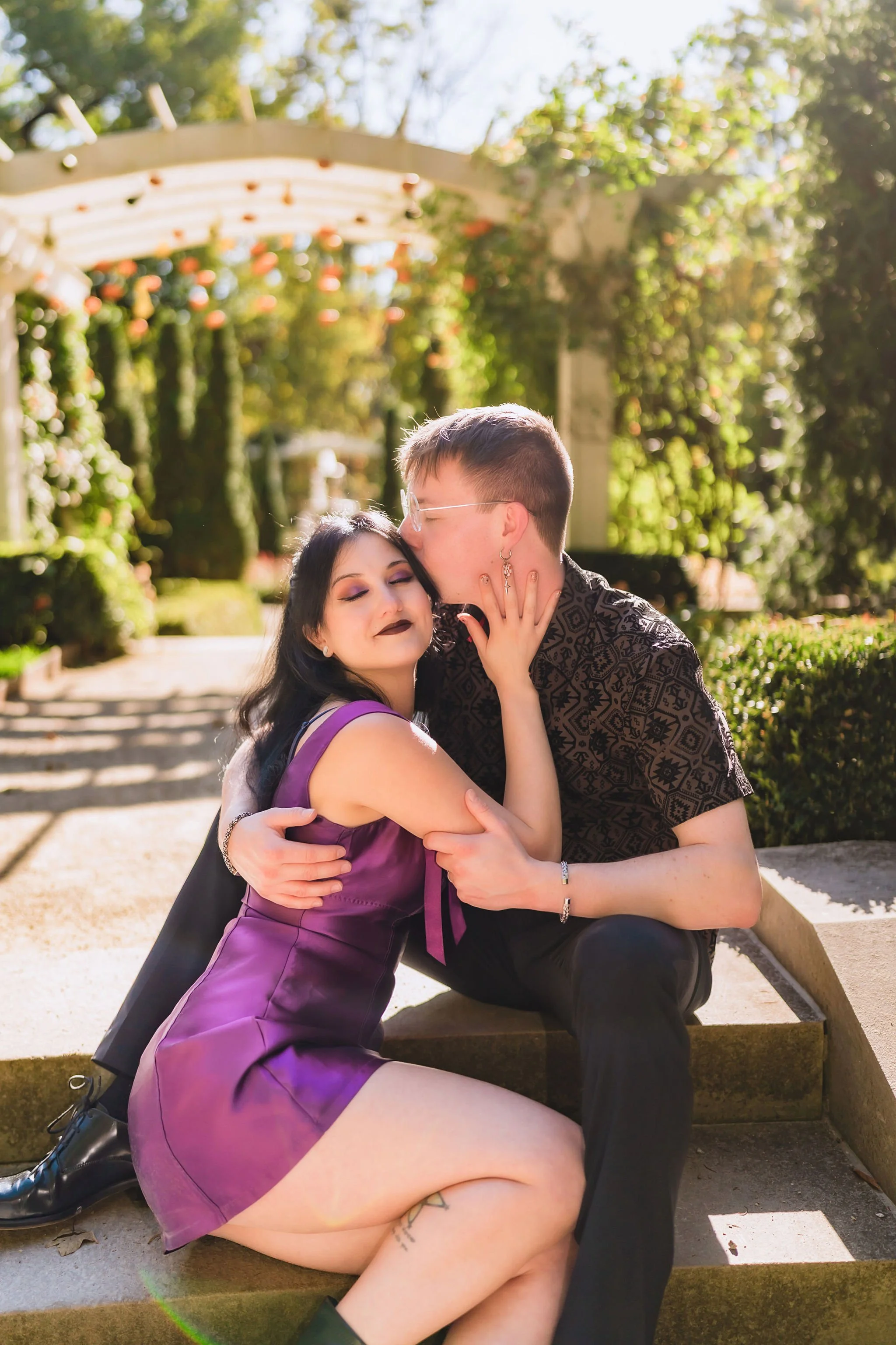 Indiana engagement photographer documenting a couple's love story among the beautiful gardens at Newfields in Indianapolis