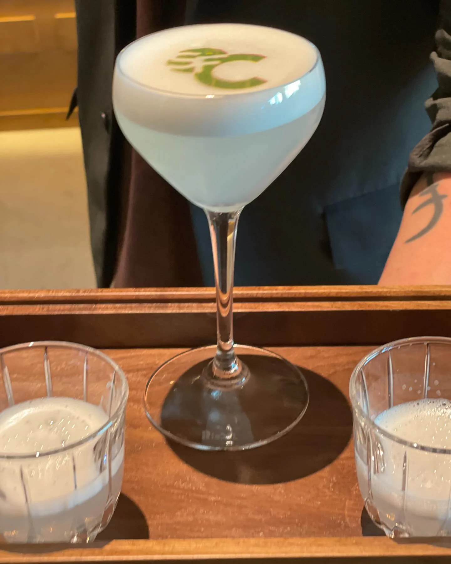 Absolutely top quality welcome from the new @1hoteltokyo - not yet open @angelaortizpettas @saunter_and_frolic  and I enjoyed a tour of their fabulous rooms, event spaces and suites. Everything has a story - the care and attention to detail is phenom