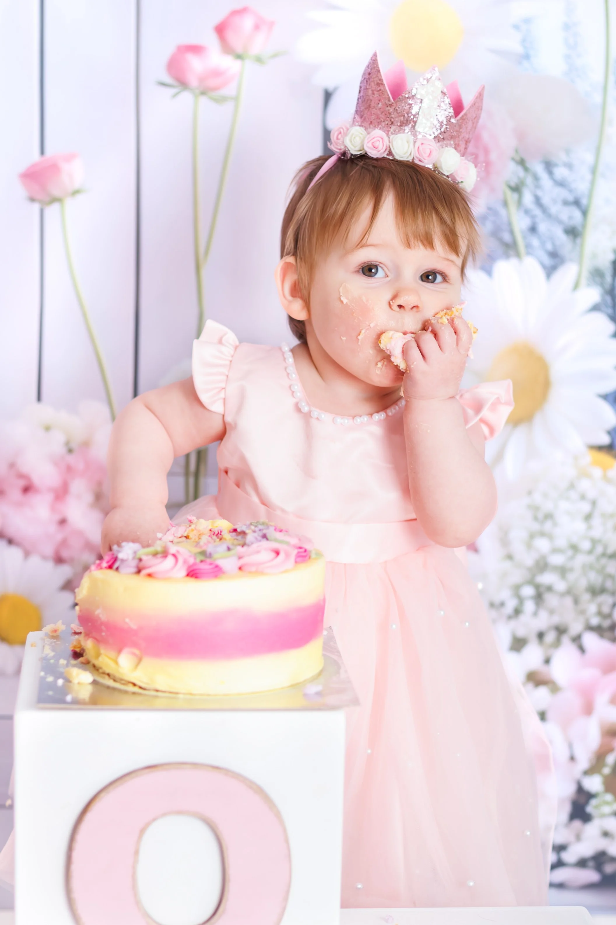 cake-smash-birthday-studio-bridgwater-baby-photographer-6.jpg