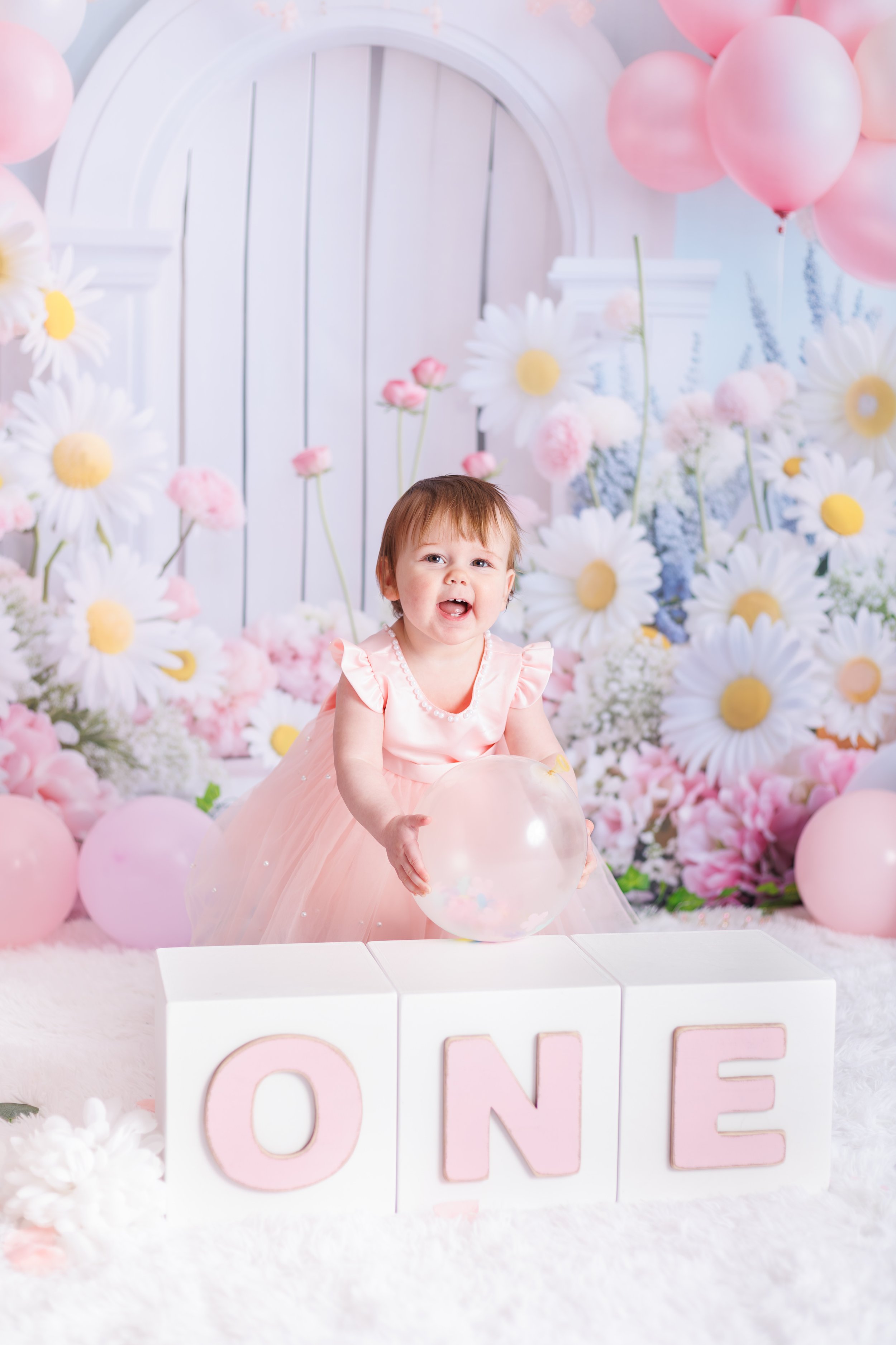 cake-smash-birthday-studio-bridgwater-baby-photographer-4.jpg