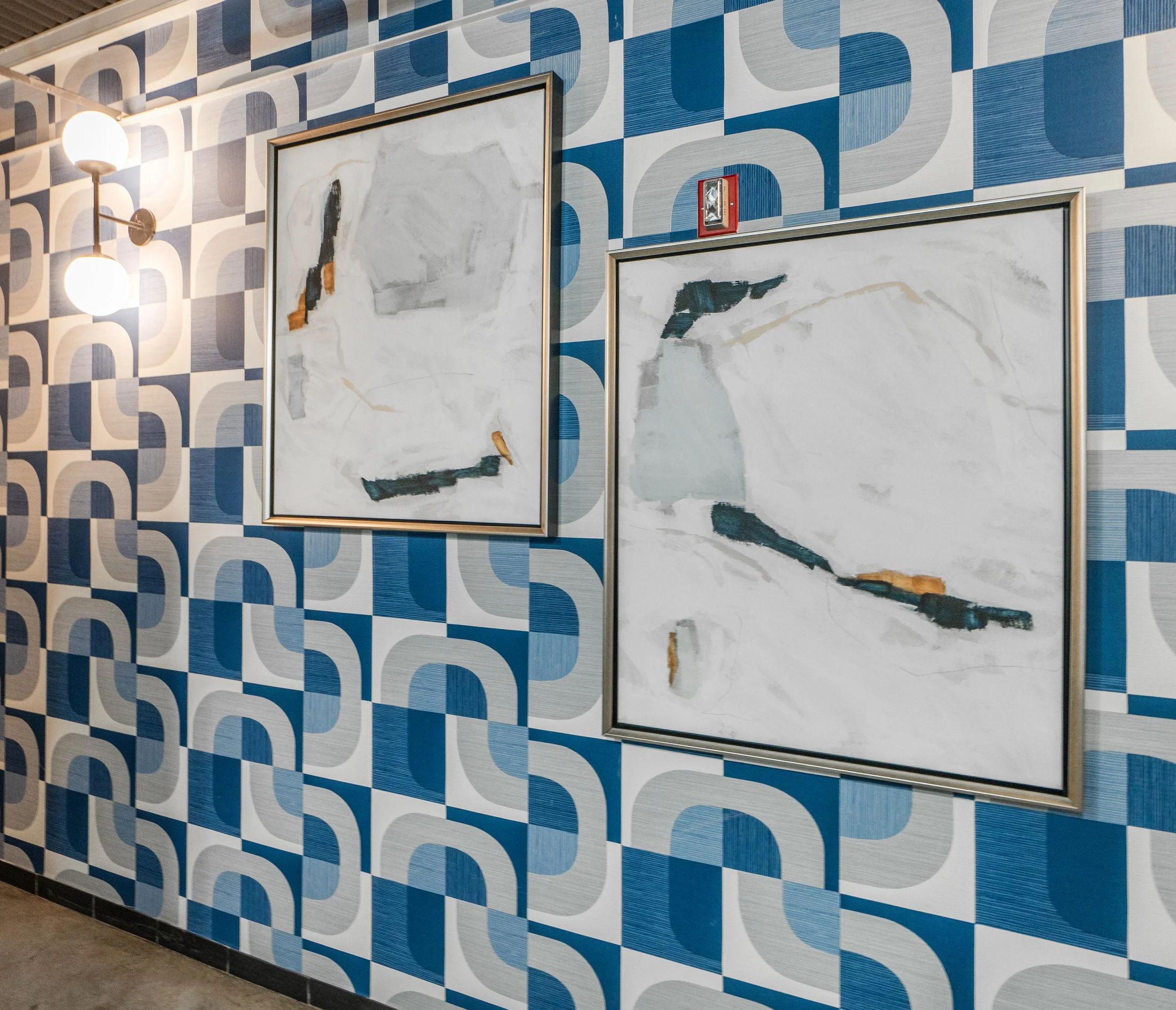 22 Ethos LadiesRm3 copy.jpeg