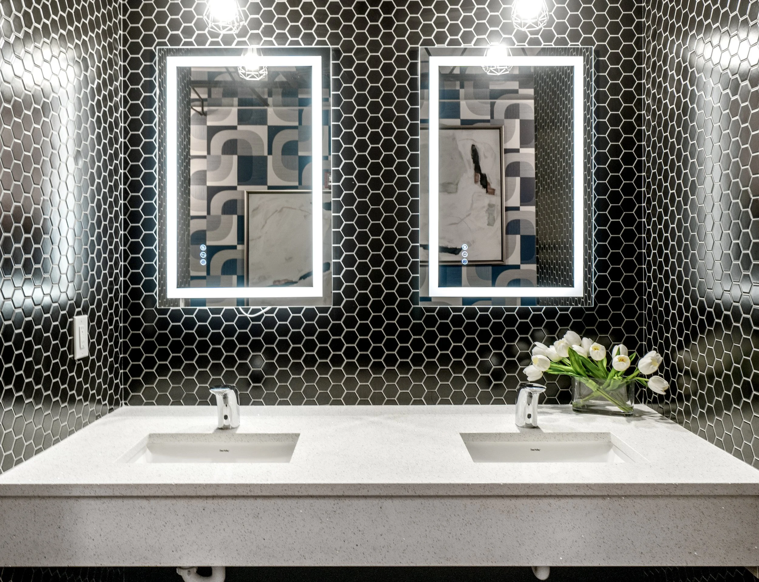 21 Ethos LadiesRm2 copy.jpeg