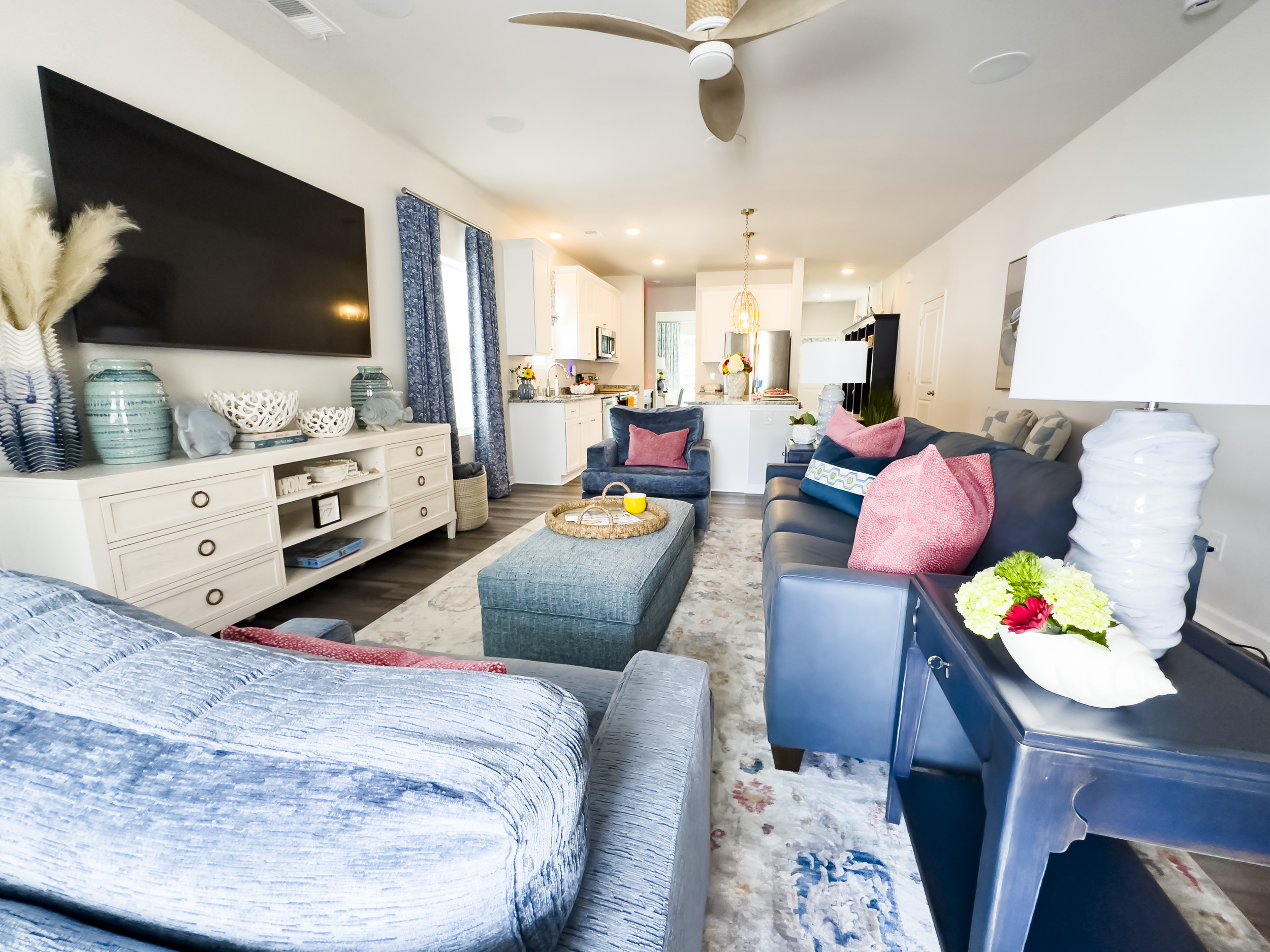 donna holden_86 copy.png