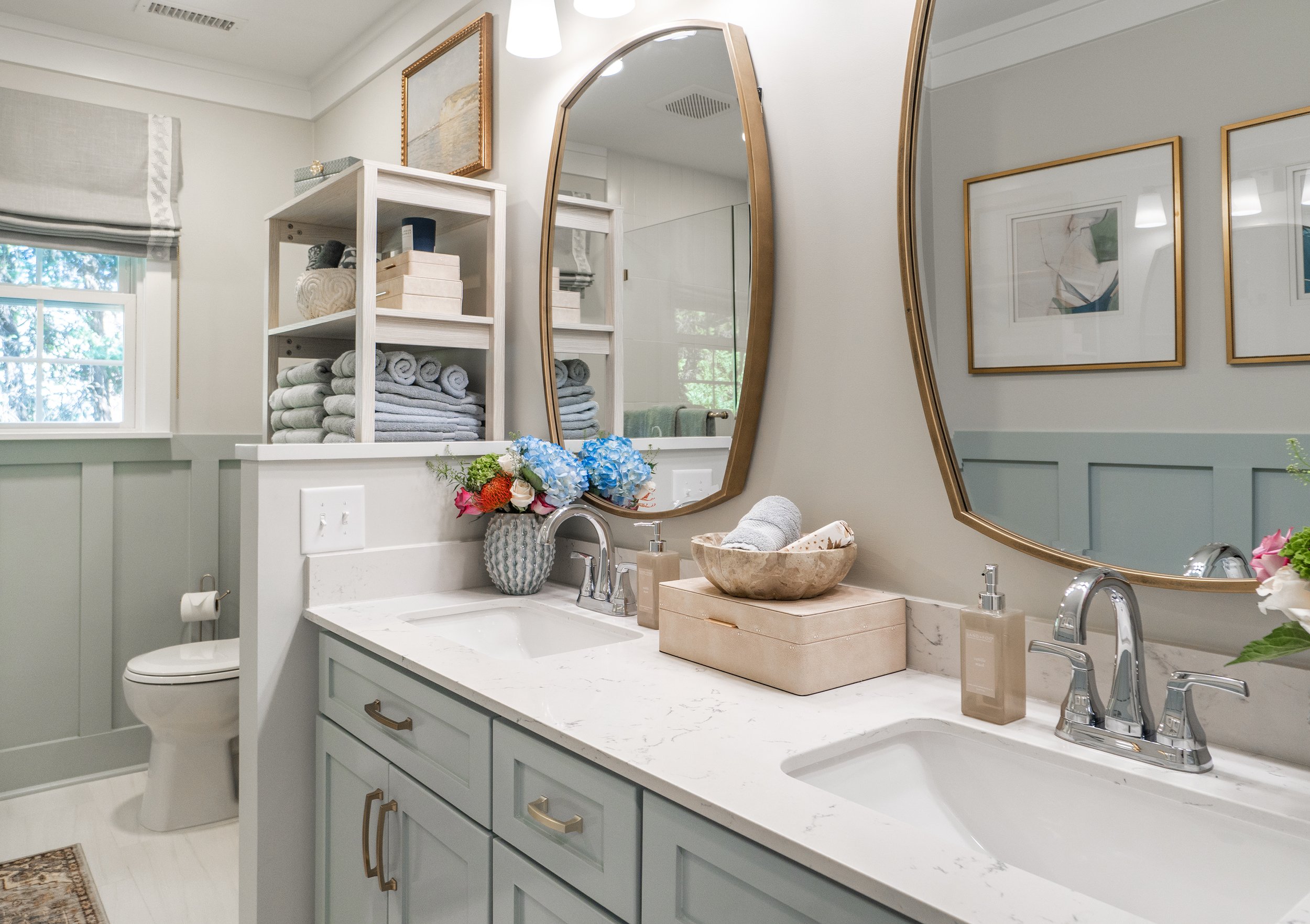 30_VictorialPl HallBath1 copy.jpeg