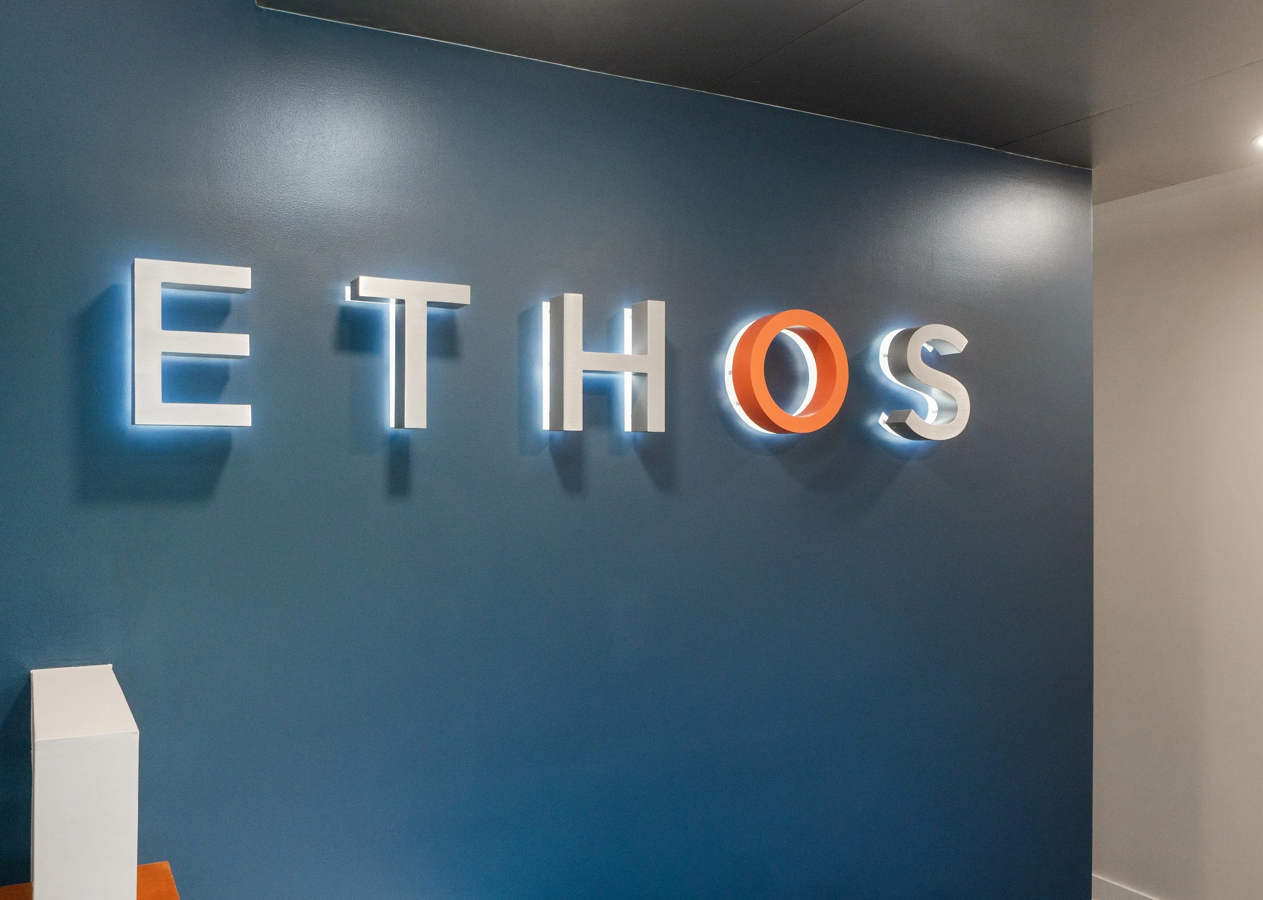 02 Ethos Lobby2 copy.jpeg
