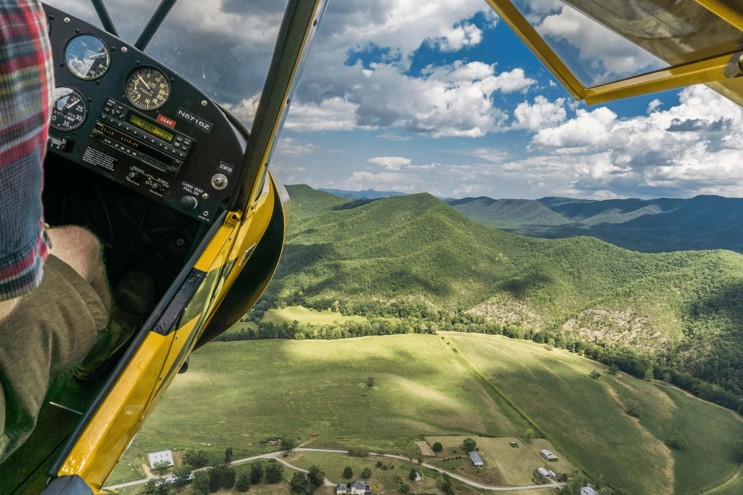 Pilot community & advanced digital logbook - Fly, learn & share